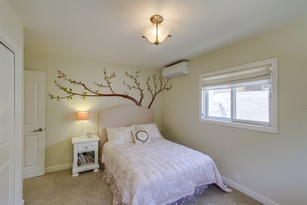 Virtual tour photo 39 of 49 for 2314 Geranium St