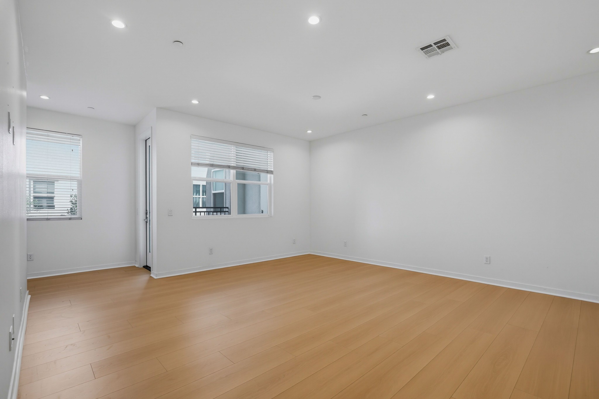 Virtual tour photo 11 of 58 for 2316 Synergy