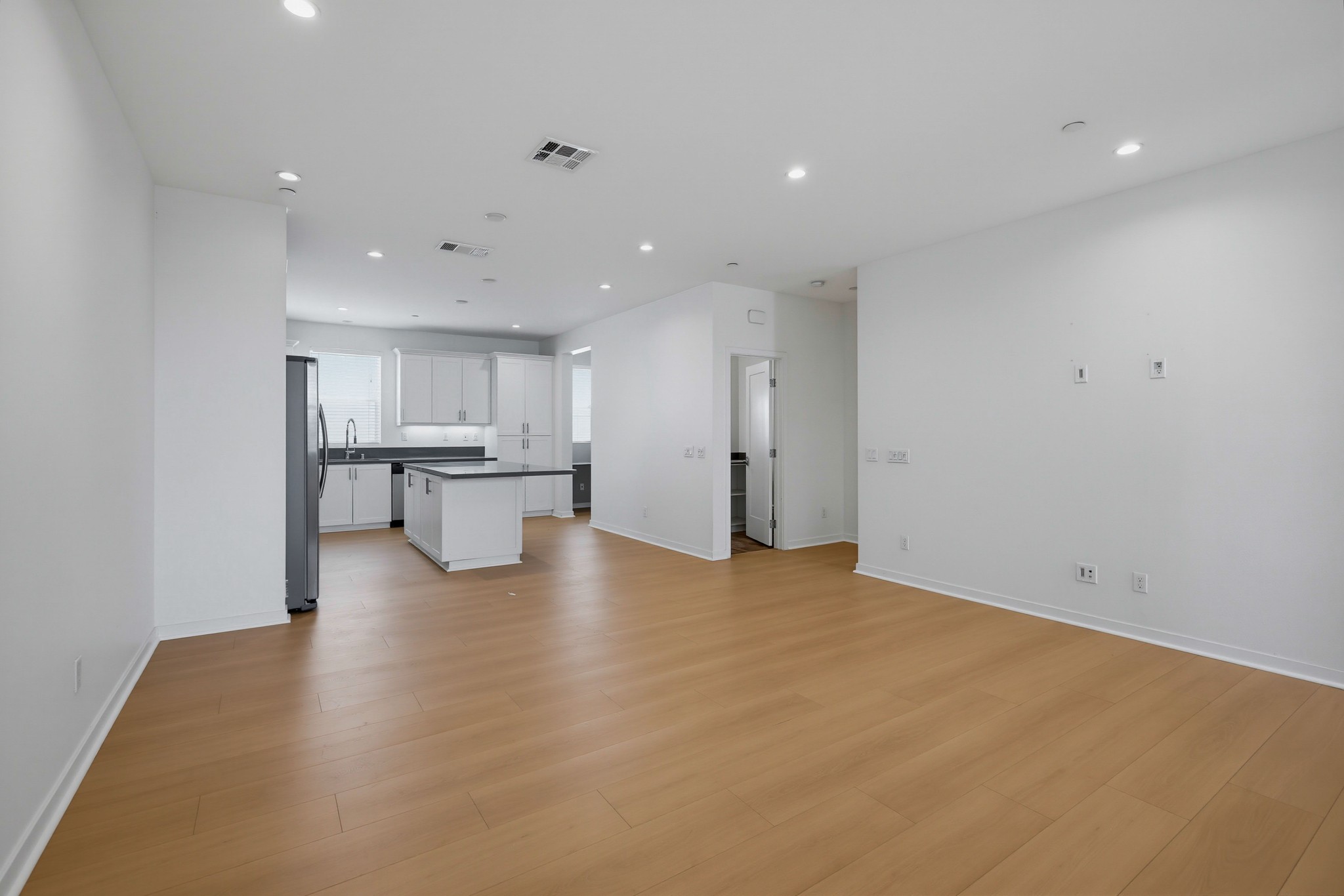 Virtual tour photo 15 of 58 for 2316 Synergy
