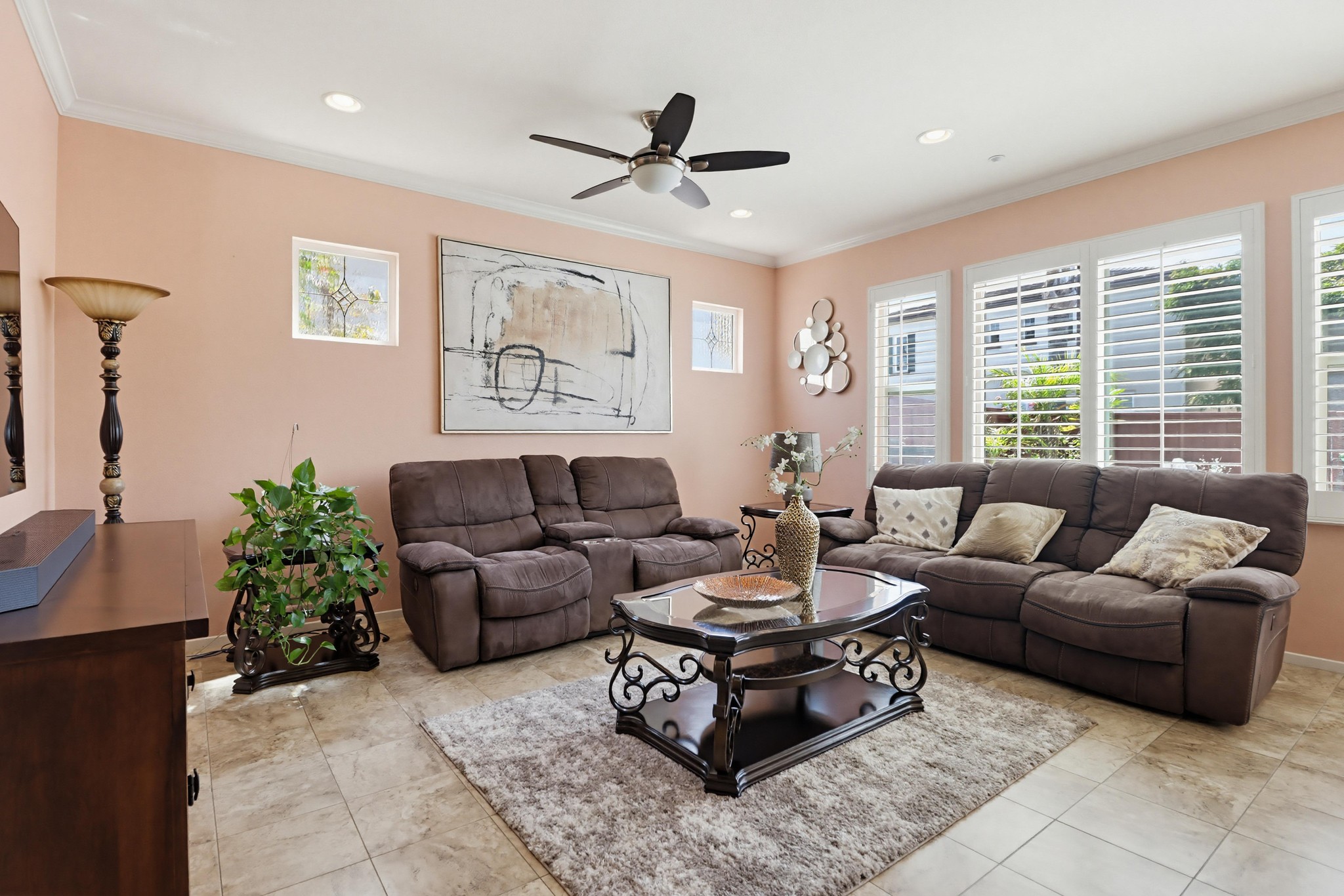 Virtual tour photo 7 of 50 for 2318 Gardenia Way