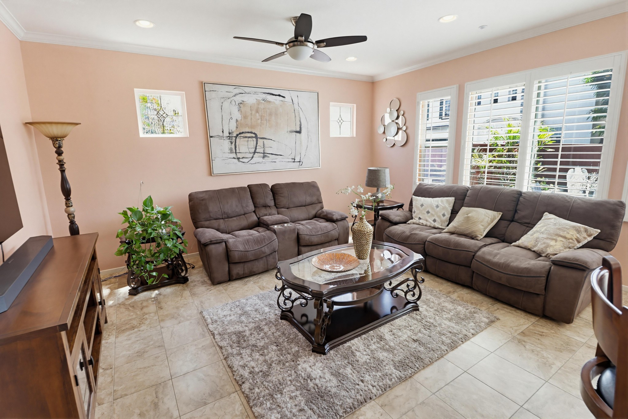 Virtual tour photo 8 of 50 for 2318 Gardenia Way