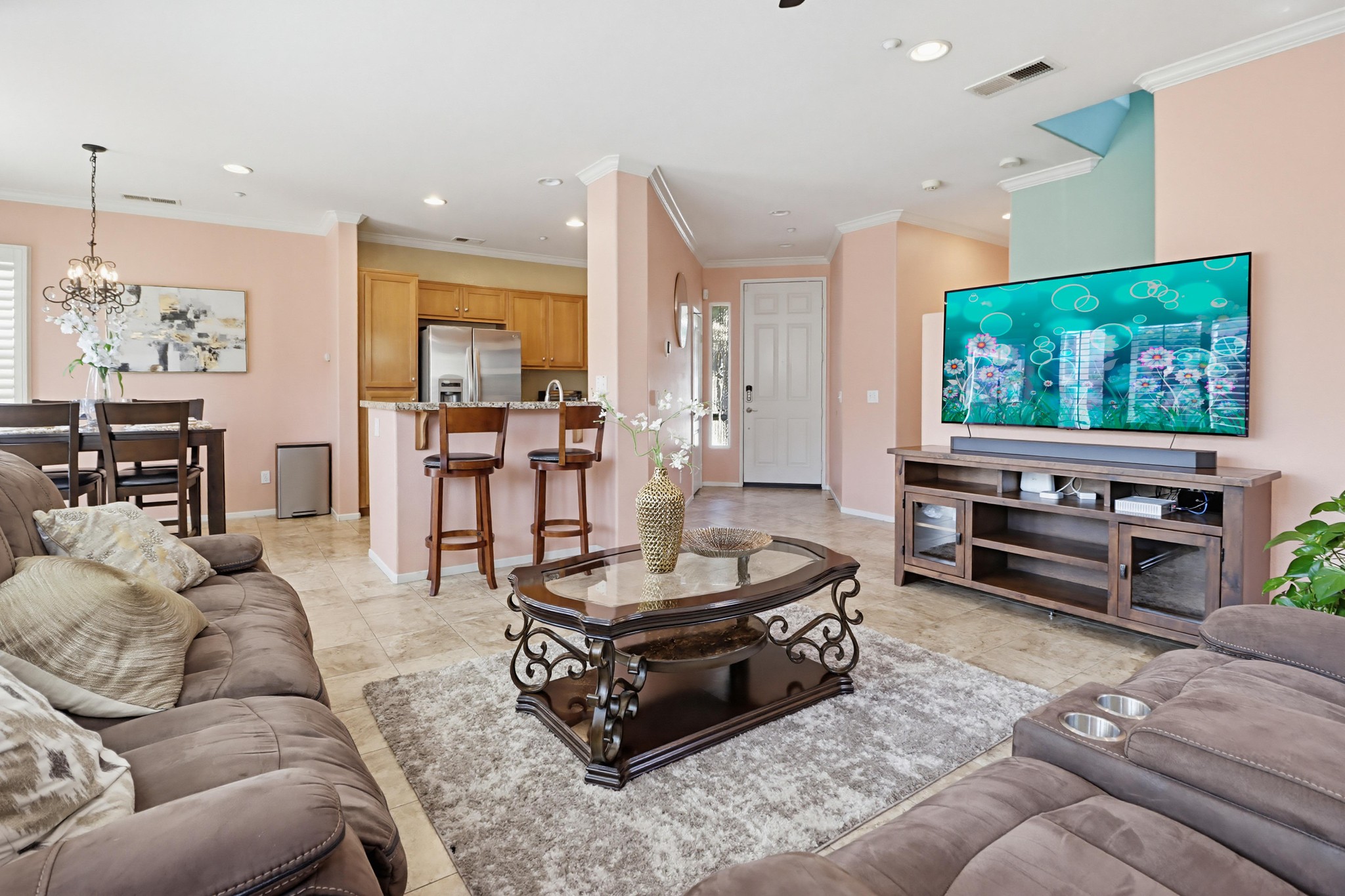 Virtual tour photo 10 of 50 for 2318 Gardenia Way