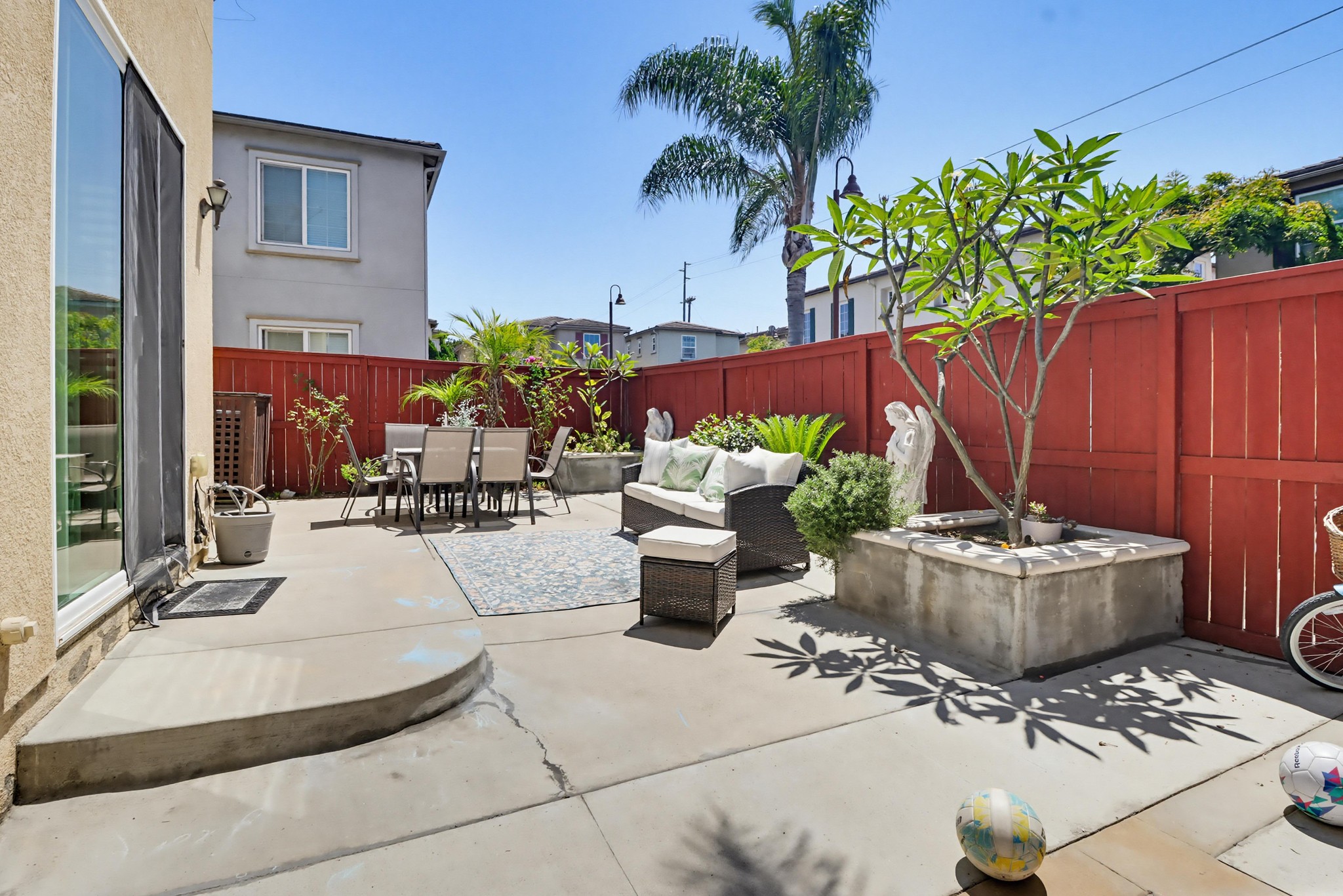 Virtual tour photo 41 of 50 for 2318 Gardenia Way
