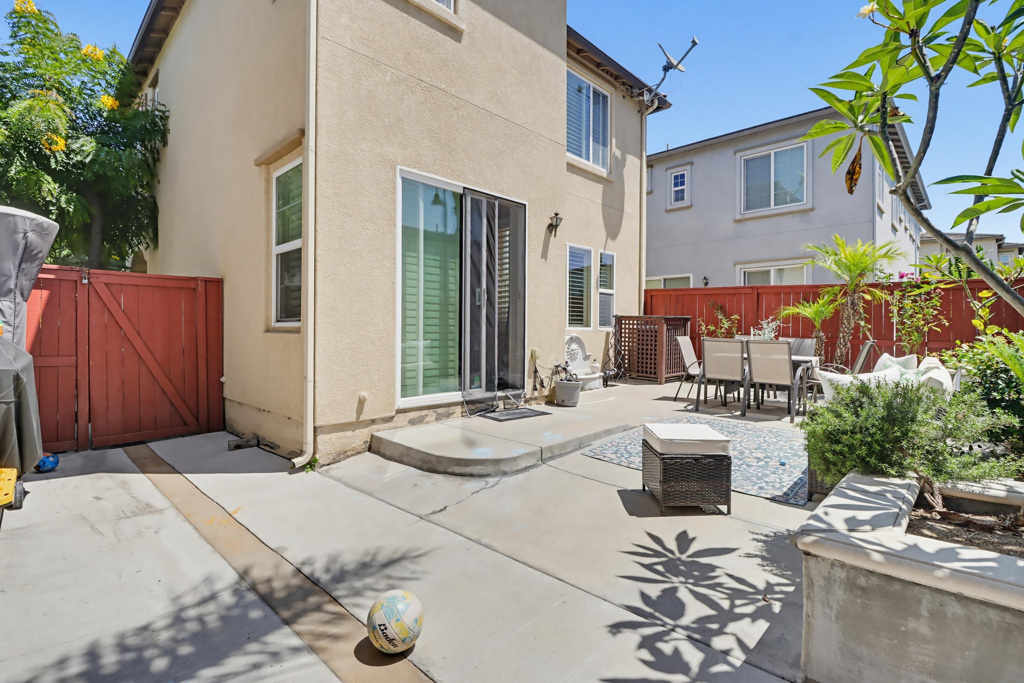 Virtual tour photo 42 of 50 for 2318 Gardenia Way