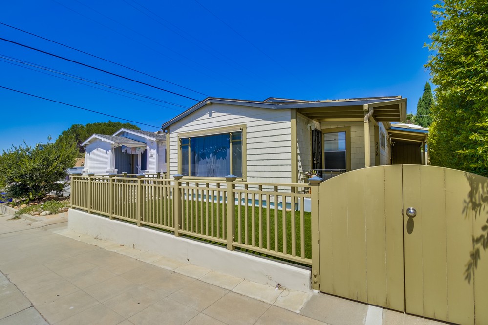 Virtual tour photo 3 of 37 for 2320 Wightman Street