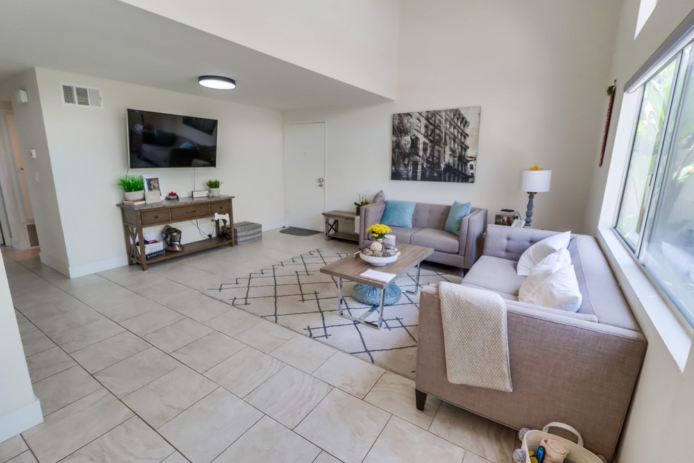 Virtual tour photo 6 of 34 for 2322 Tocayo Ave UNIT 65