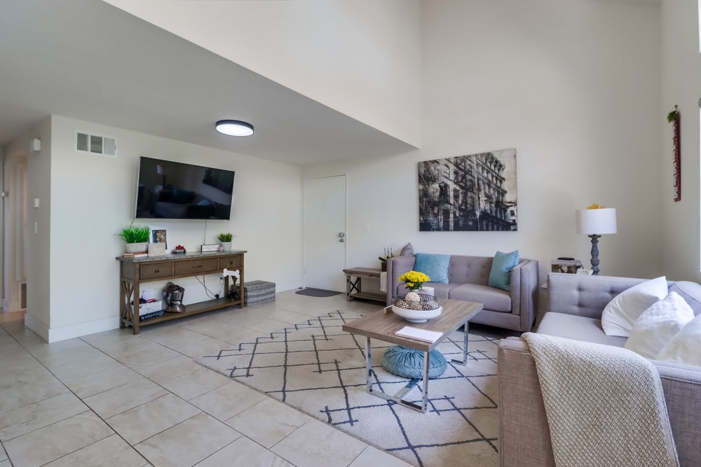 Virtual tour photo 7 of 34 for 2322 Tocayo Ave UNIT 65