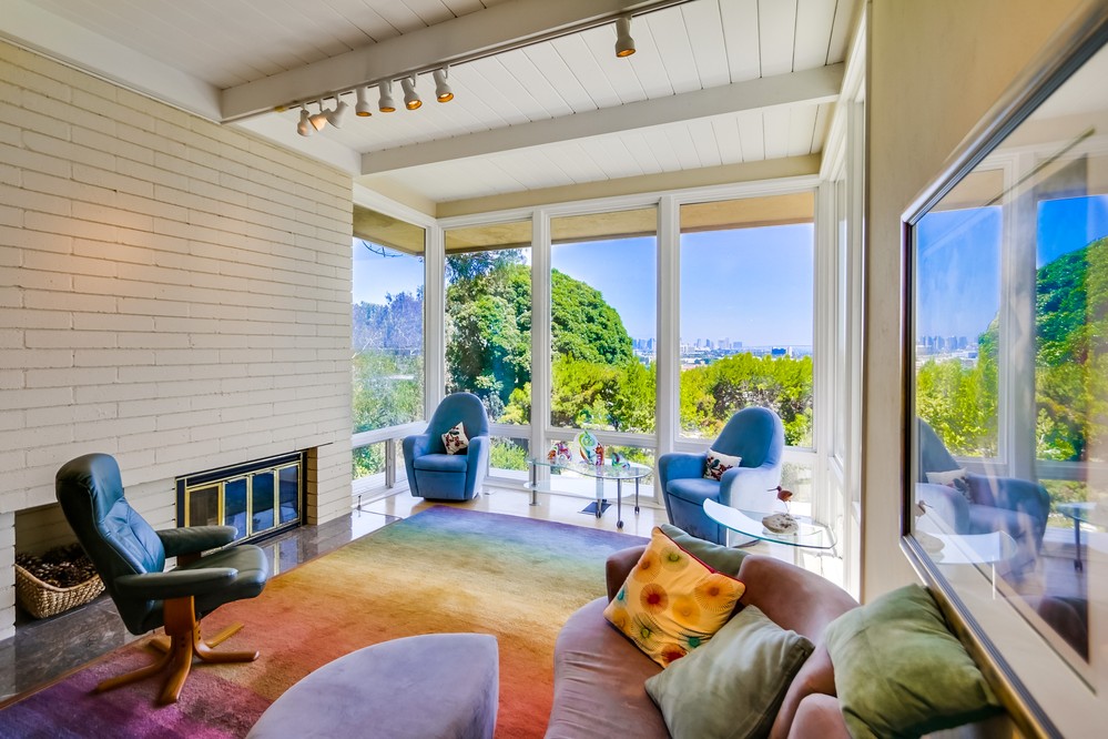Virtual tour photo 12 of 66 for 2324 Locust Street