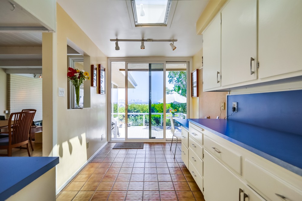 Virtual tour photo 22 of 66 for 2324 Locust Street