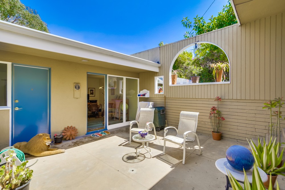 Virtual tour photo 42 of 66 for 2324 Locust Street