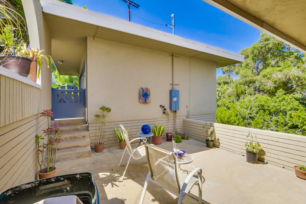 Virtual tour photo 45 of 66 for 2324 Locust Street