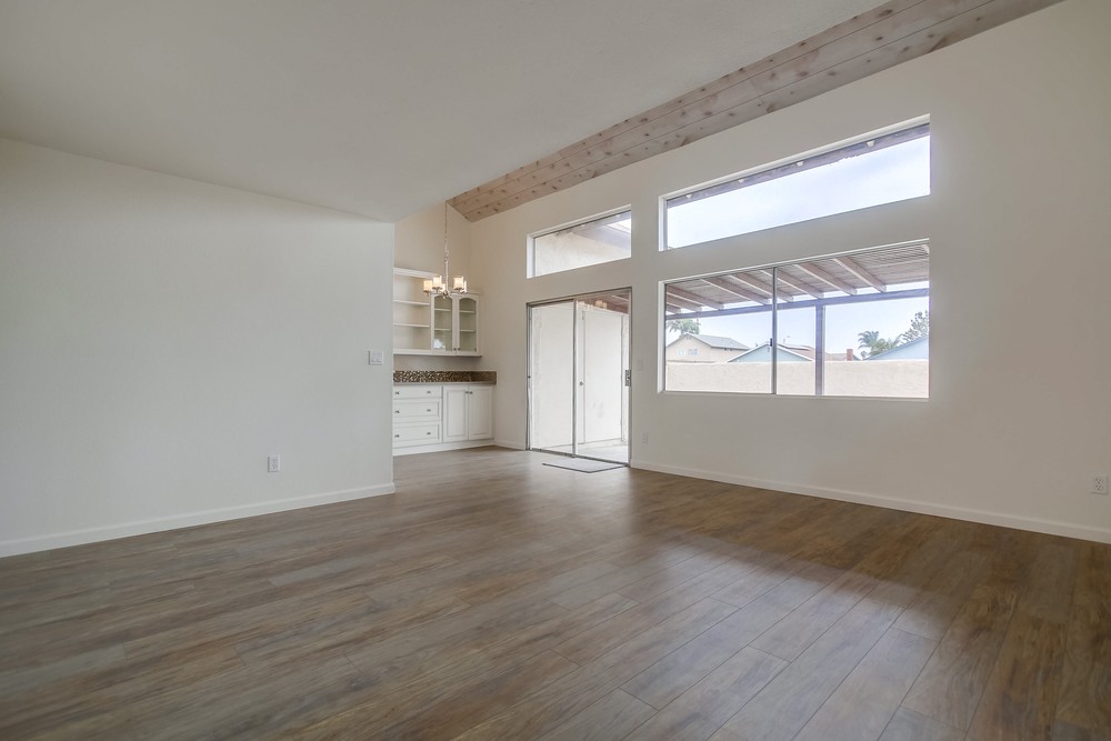 Virtual tour photo 7 of 45 for 2324 Tocayo Ave #57