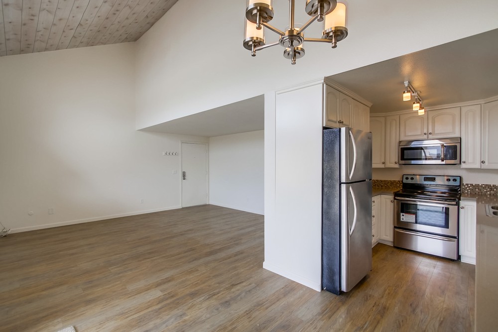 Virtual tour photo 12 of 45 for 2324 Tocayo Ave #57