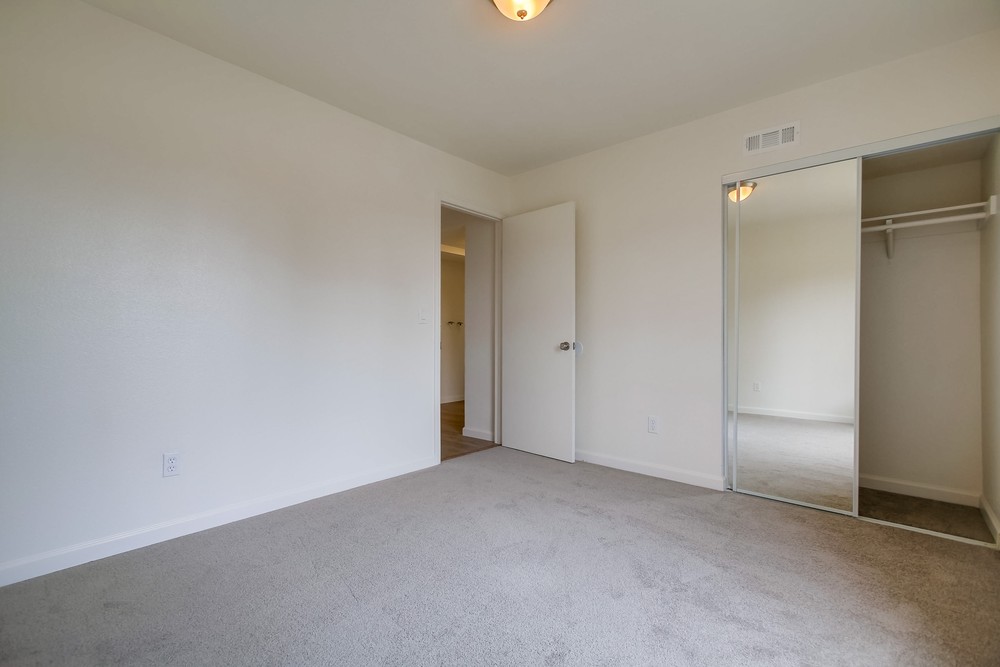 Virtual tour photo 30 of 45 for 2324 Tocayo Ave #57