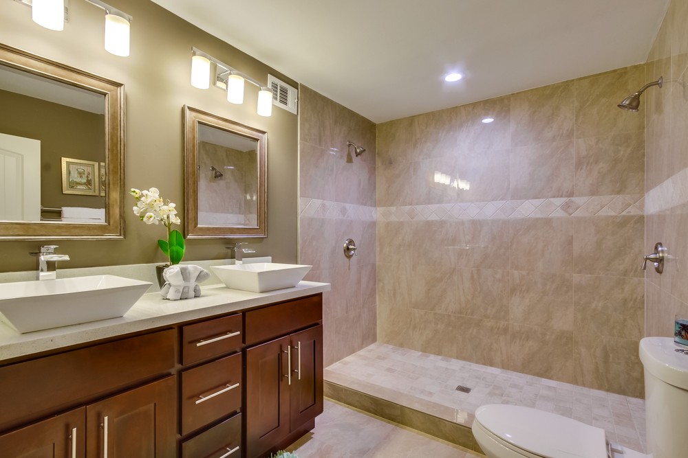 Virtual tour photo 23 of 41 for 2325 Galveston St