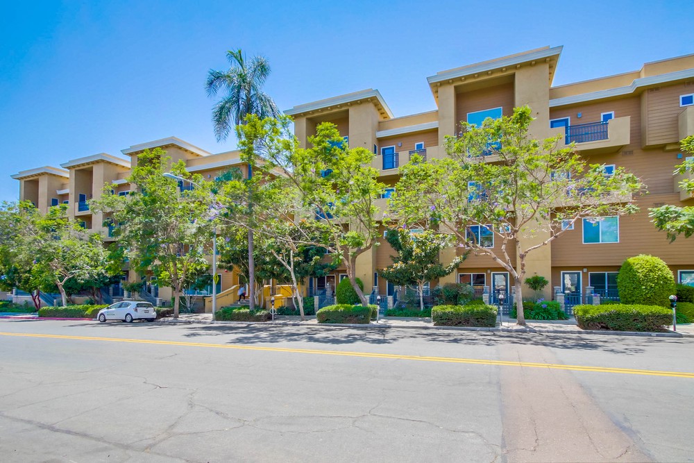 Virtual tour photo 1 of 42 for 2330 1st Ave
