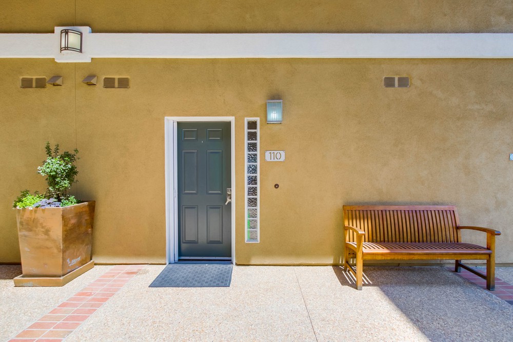Virtual tour photo 8 of 42 for 2330 1st Ave