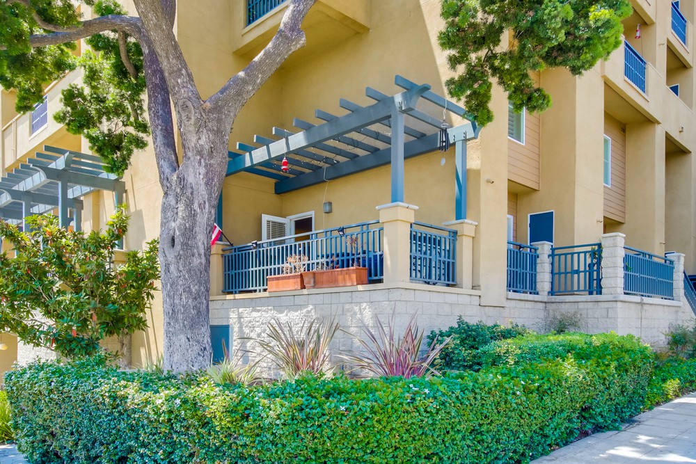 Virtual tour photo 13 of 42 for 2330 1st Ave