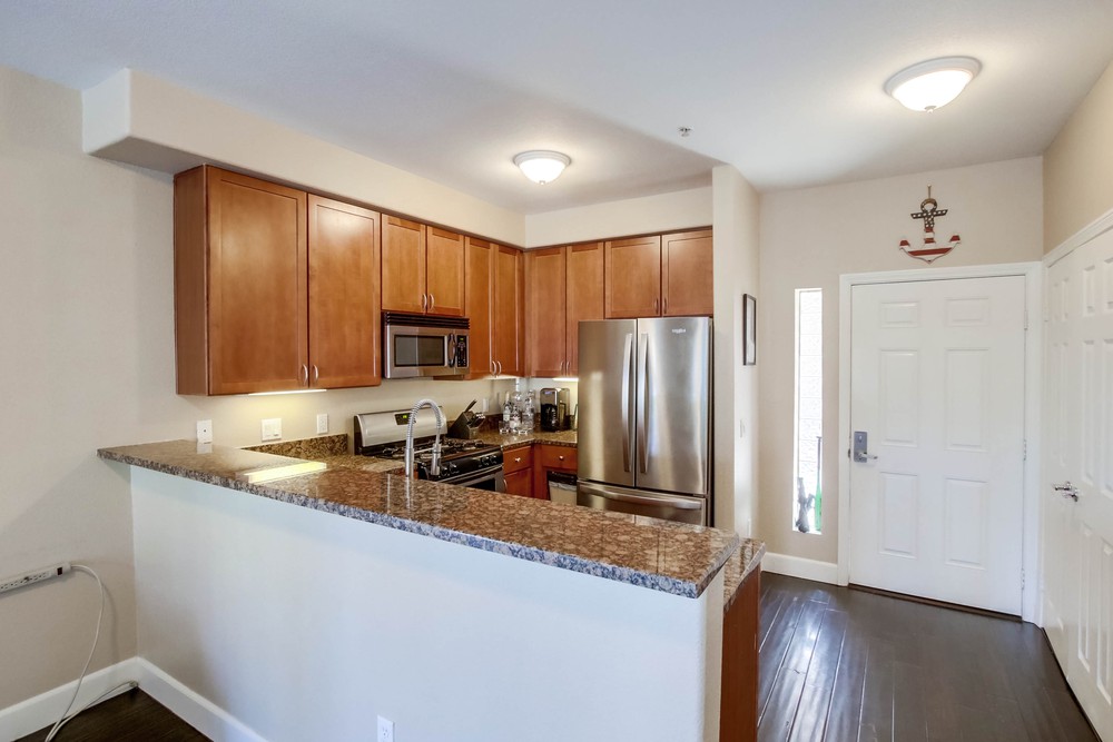 Virtual tour photo 21 of 42 for 2330 1st Ave