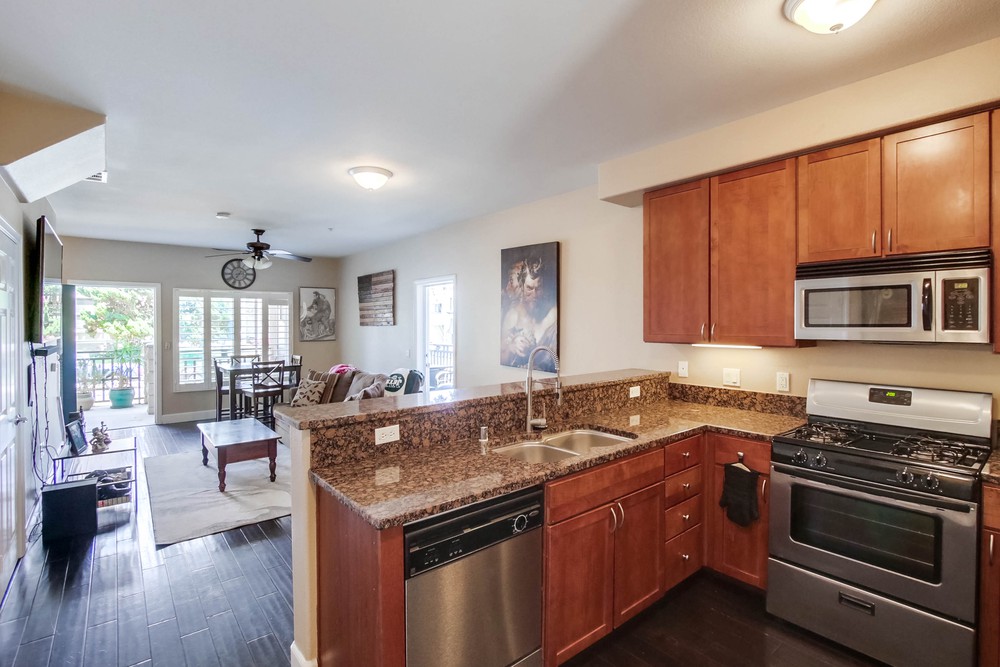 Virtual tour photo 23 of 42 for 2330 1st Ave