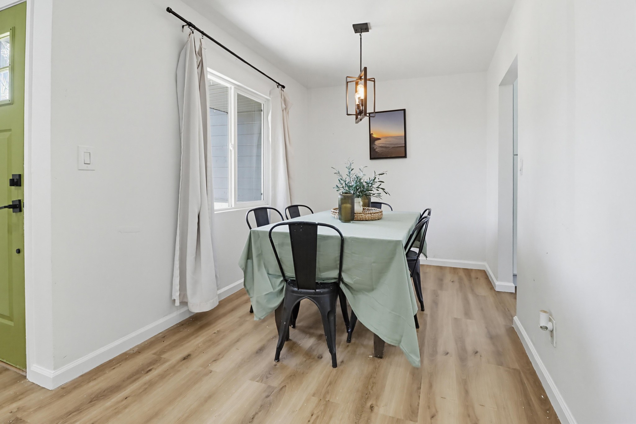 Virtual tour photo 13 of 86 for 2330 Di Foss St