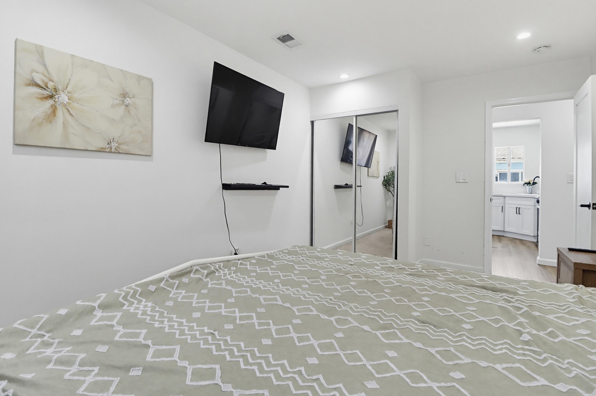 Virtual tour photo 21 of 86 for 2330 Di Foss St