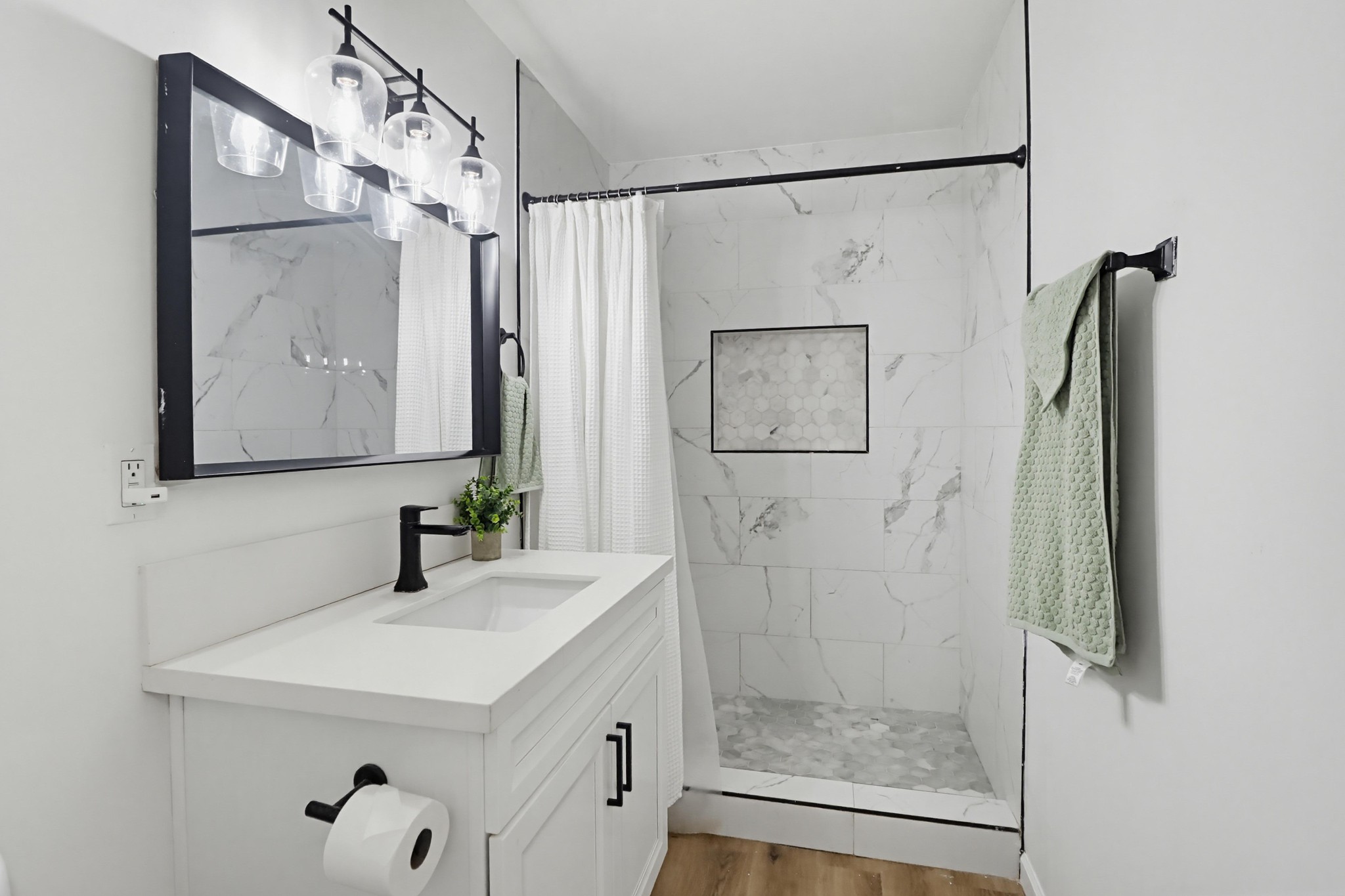 Virtual tour photo 22 of 86 for 2330 Di Foss St