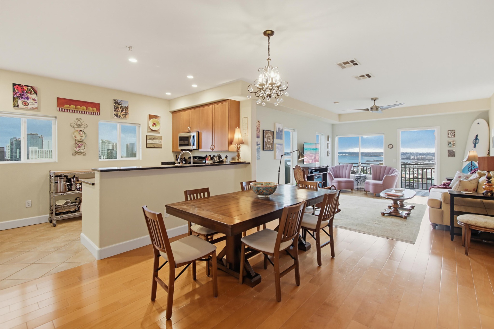 Virtual tour photo 9 of 80 for 2330 First Ave. Unit 412