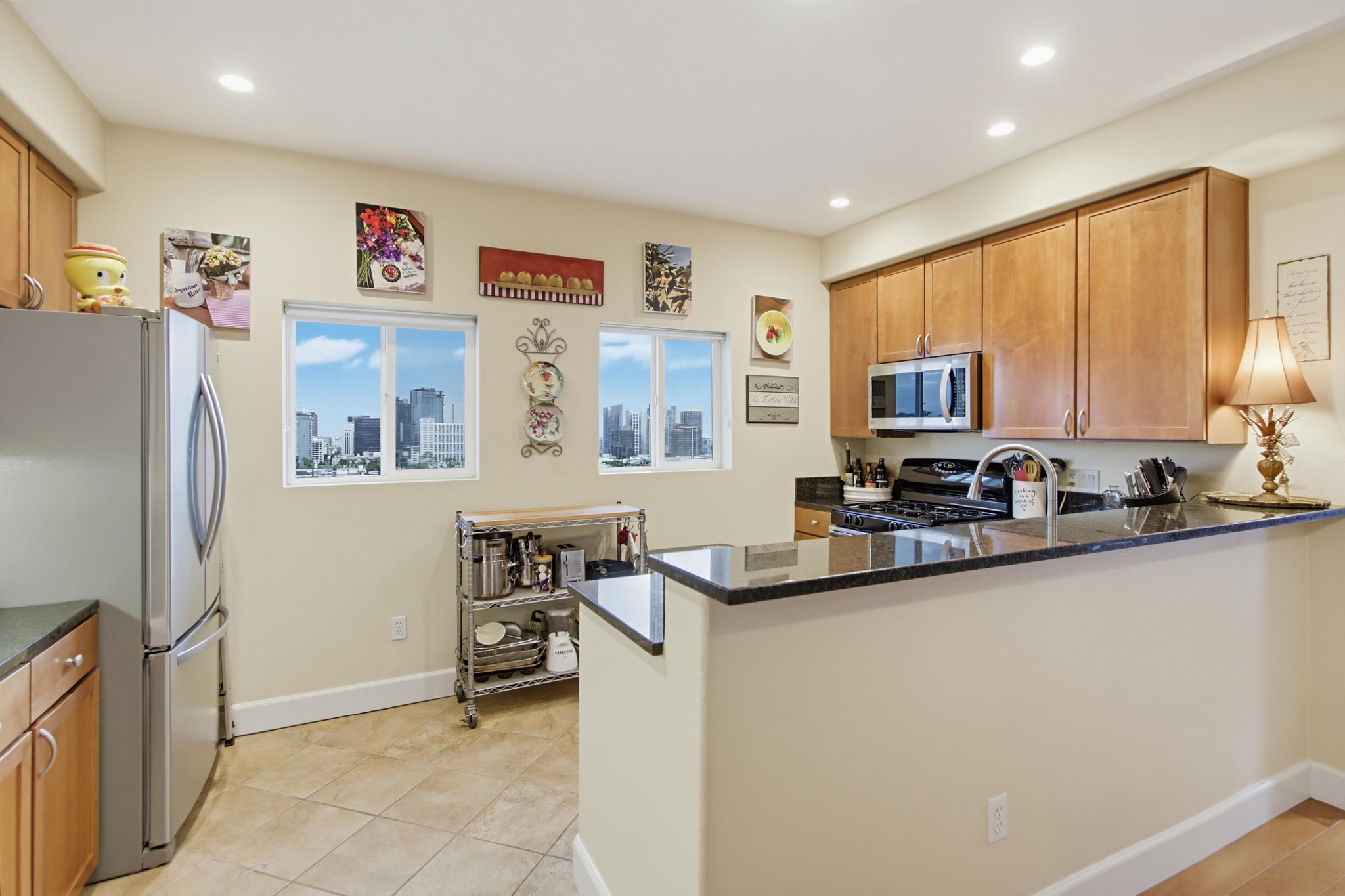 Virtual tour photo 12 of 80 for 2330 First Ave. Unit 412