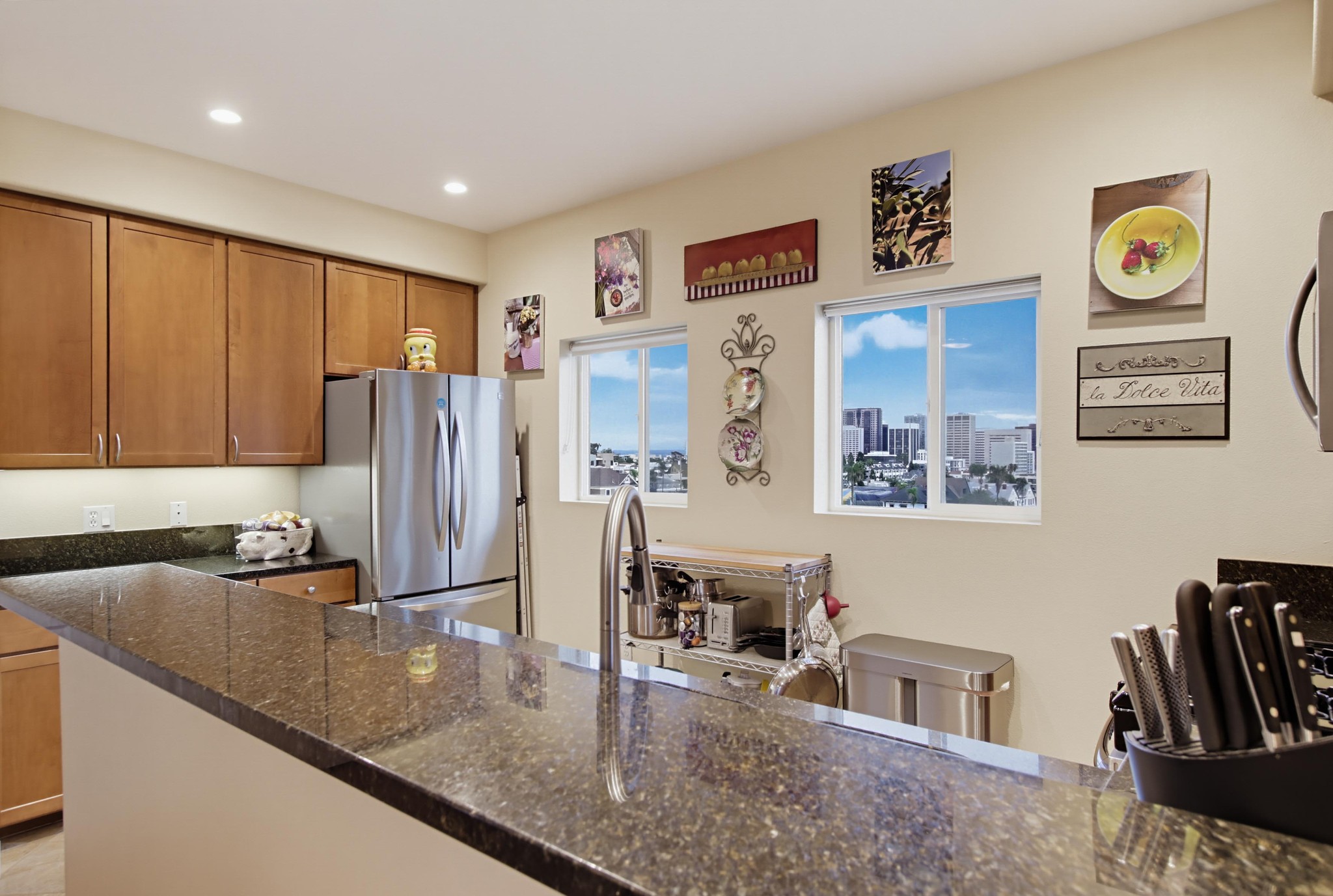 Virtual tour photo 15 of 80 for 2330 First Ave. Unit 412