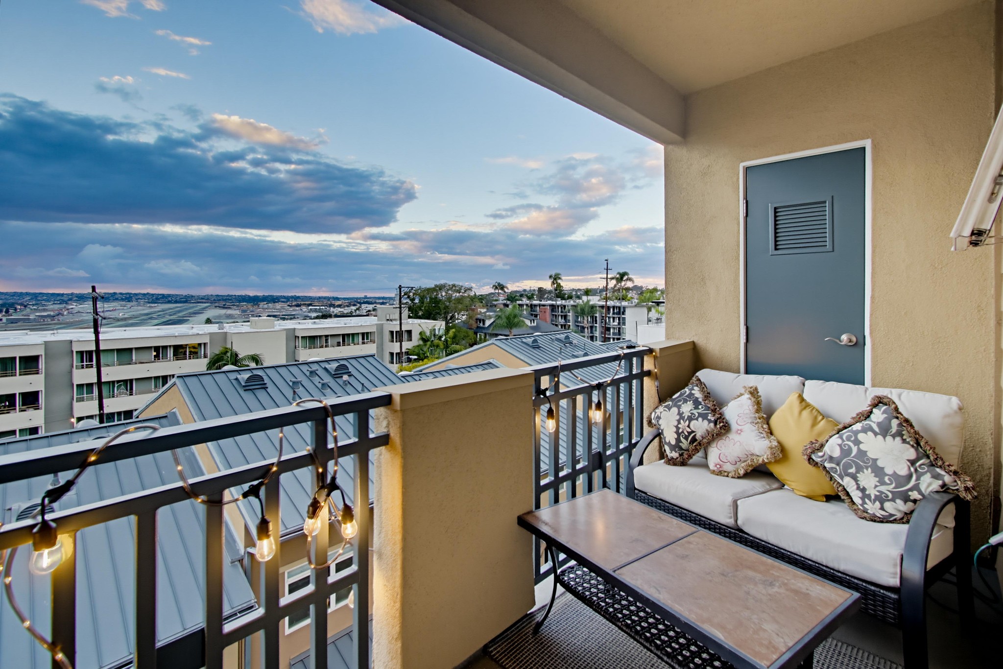 Virtual tour photo 19 of 80 for 2330 First Ave. Unit 412
