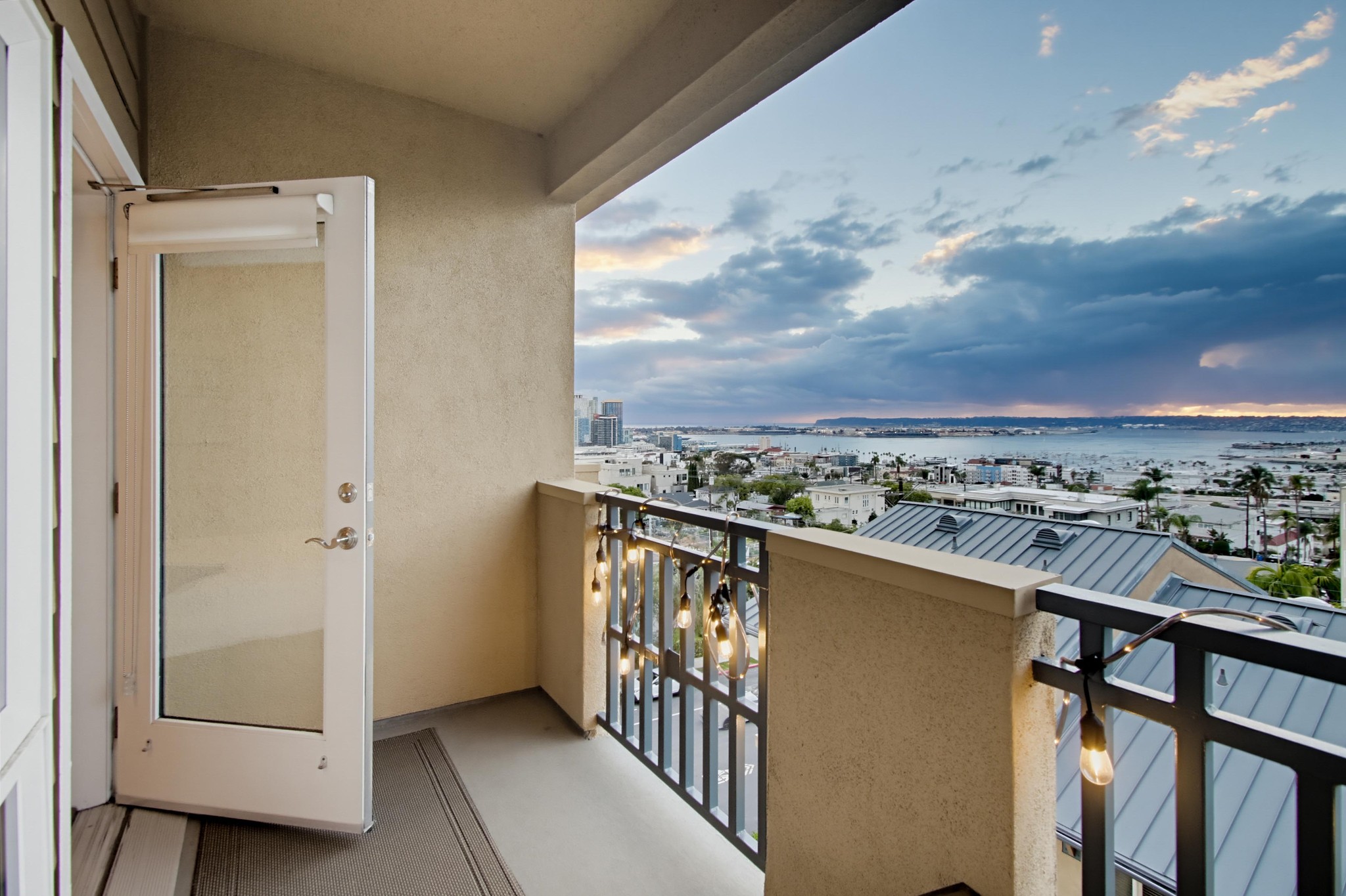 Virtual tour photo 20 of 80 for 2330 First Ave. Unit 412