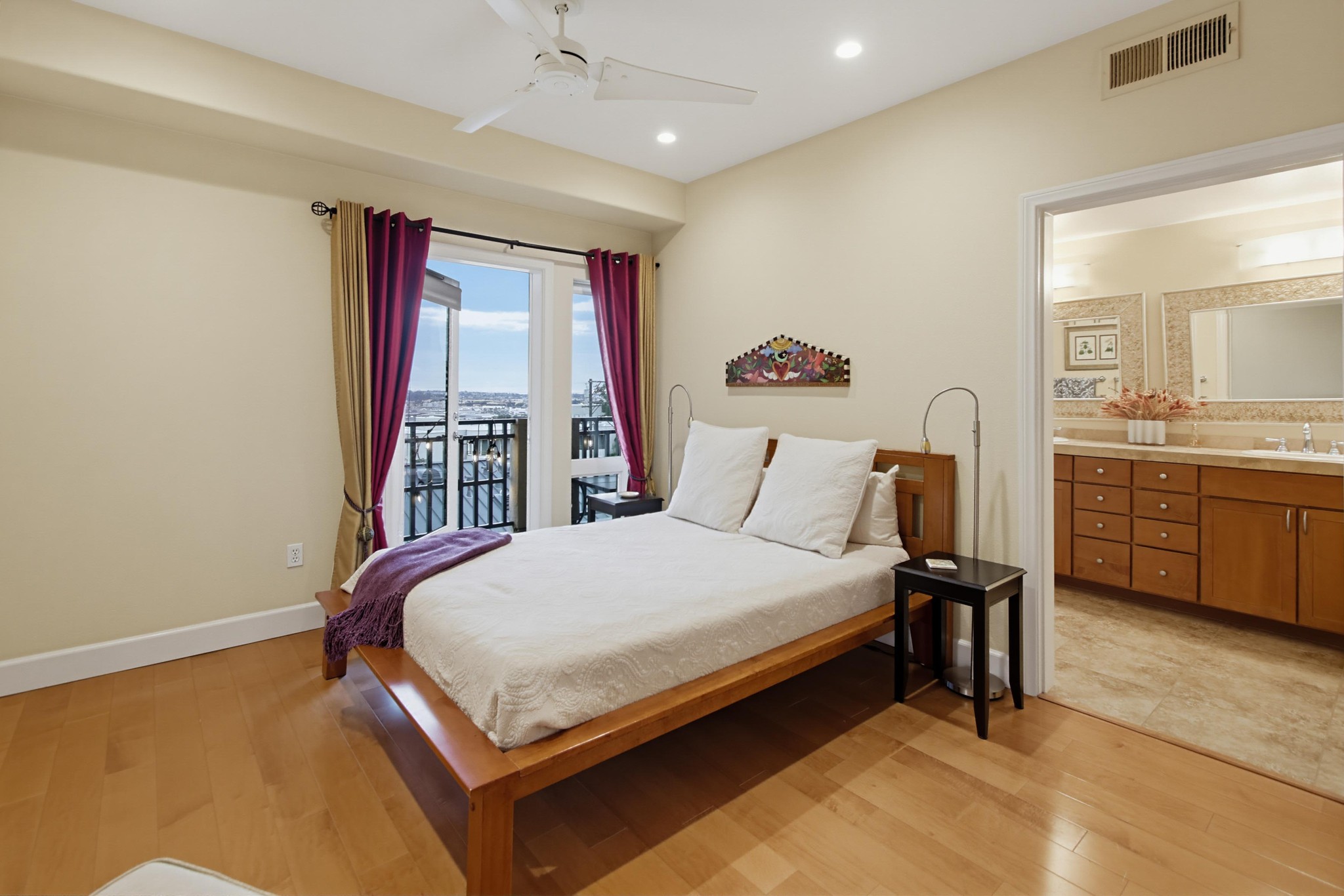 Virtual tour photo 22 of 80 for 2330 First Ave. Unit 412