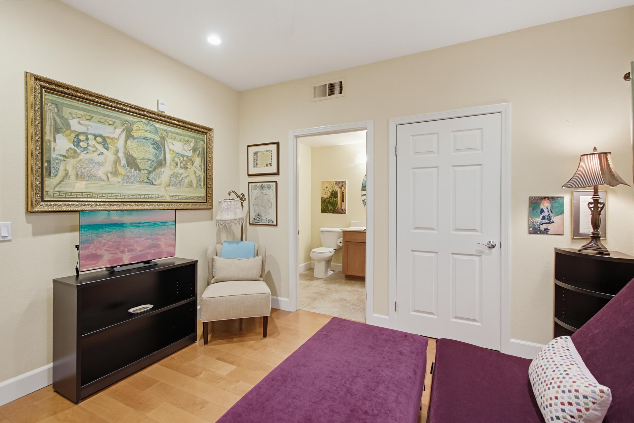 Virtual tour photo 30 of 80 for 2330 First Ave. Unit 412