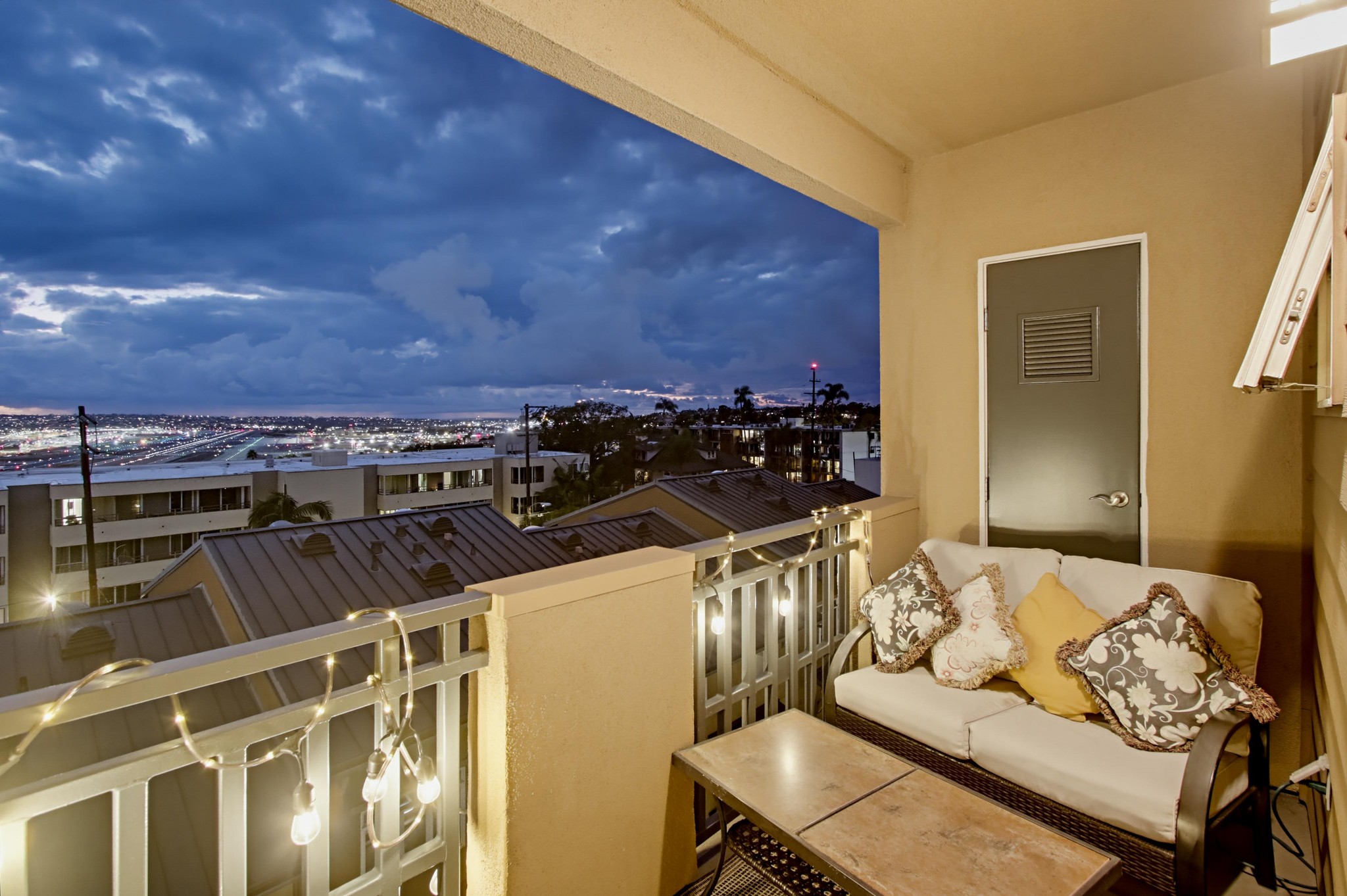 Virtual tour photo 45 of 80 for 2330 First Ave. Unit 412