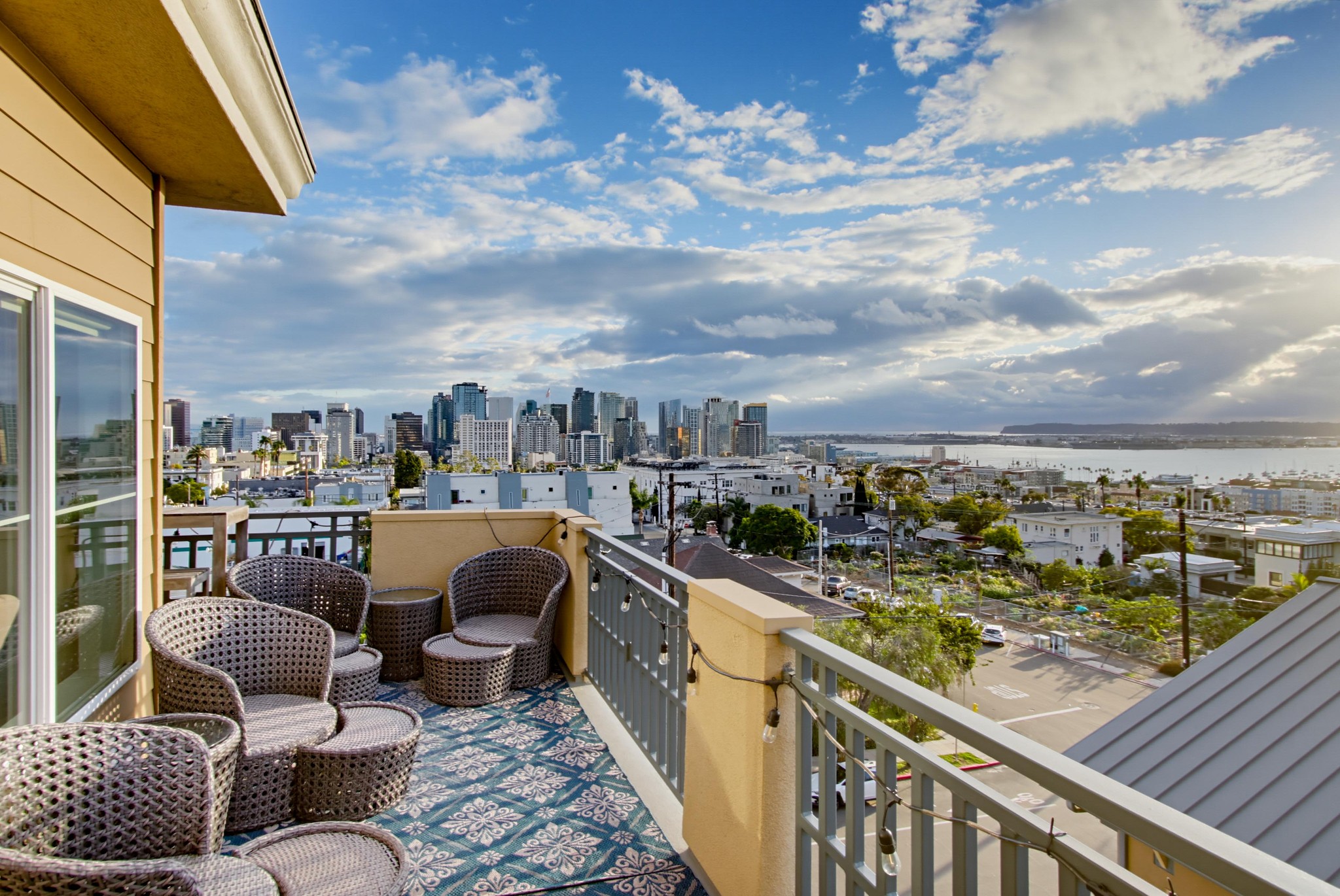 Virtual tour photo 49 of 80 for 2330 First Ave. Unit 412