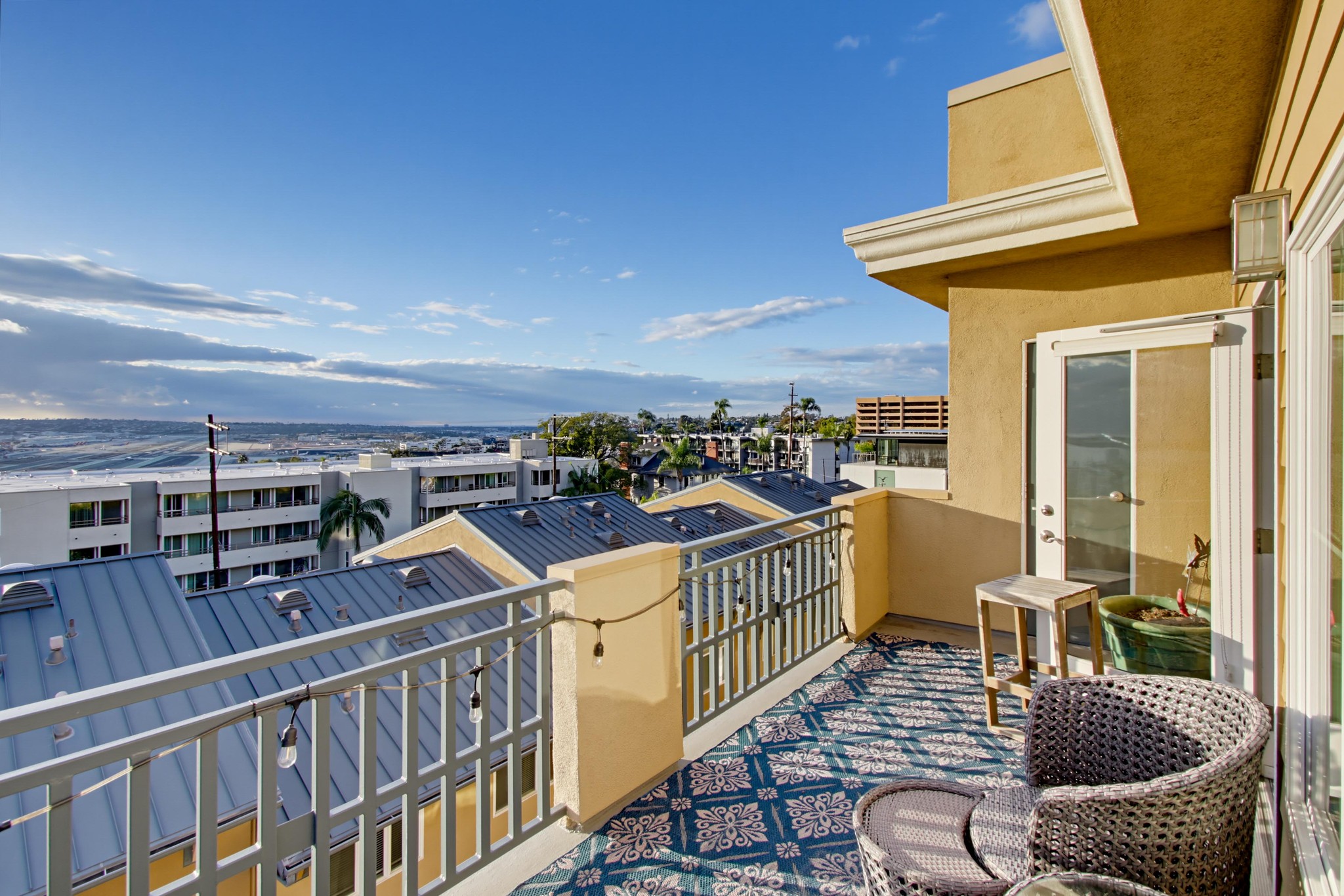 Virtual tour photo 57 of 80 for 2330 First Ave. Unit 412