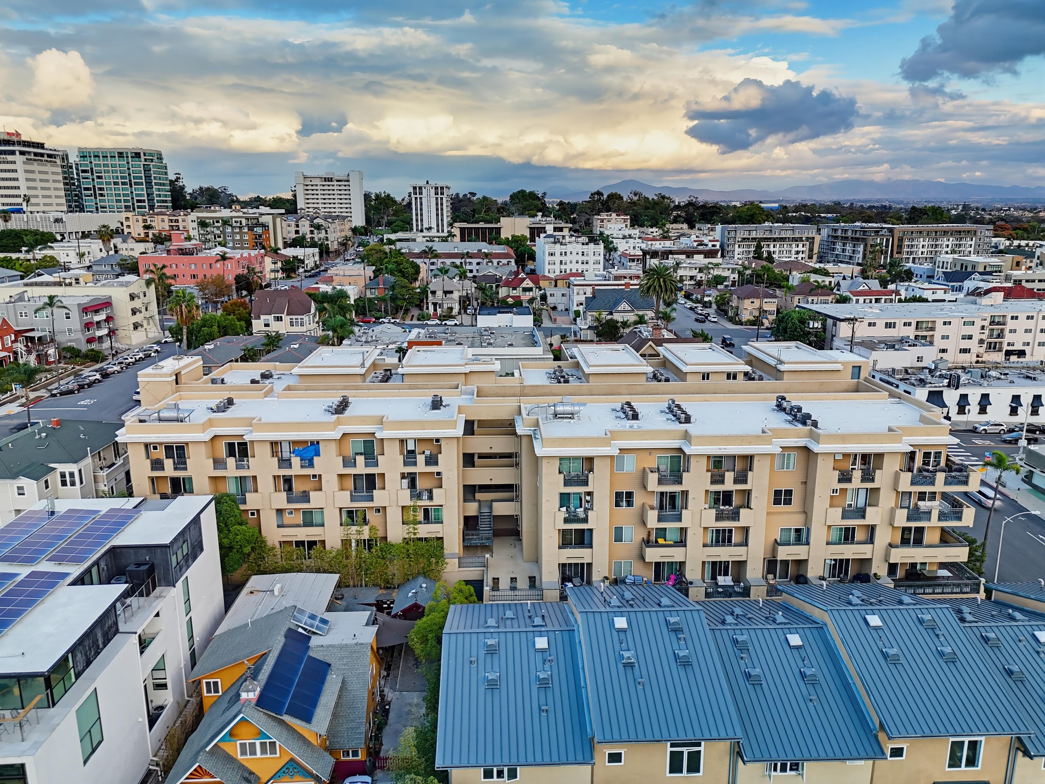 Virtual tour photo 75 of 80 for 2330 First Ave. Unit 412