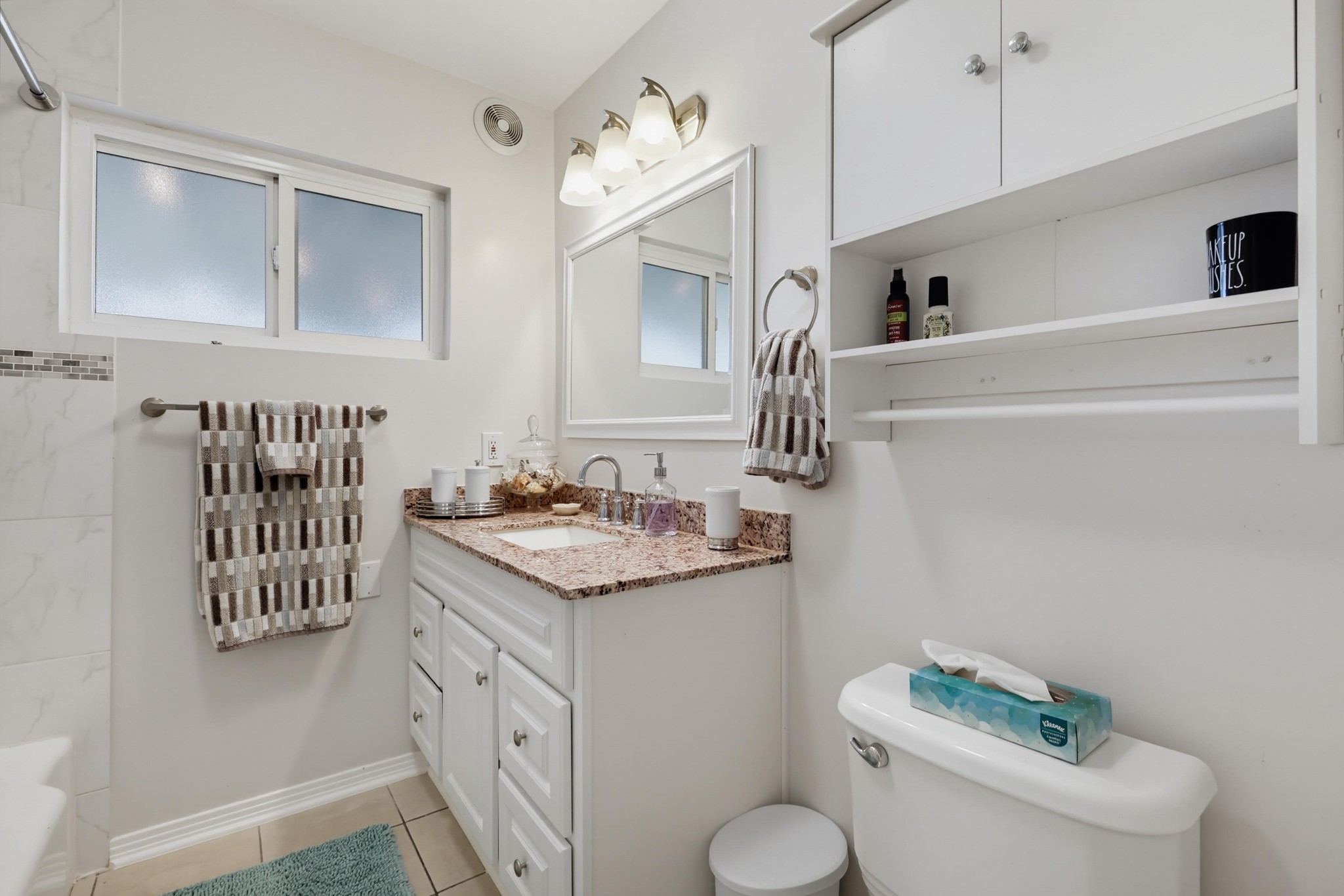 Virtual tour photo 37 of 68 for 2330 Montclair St