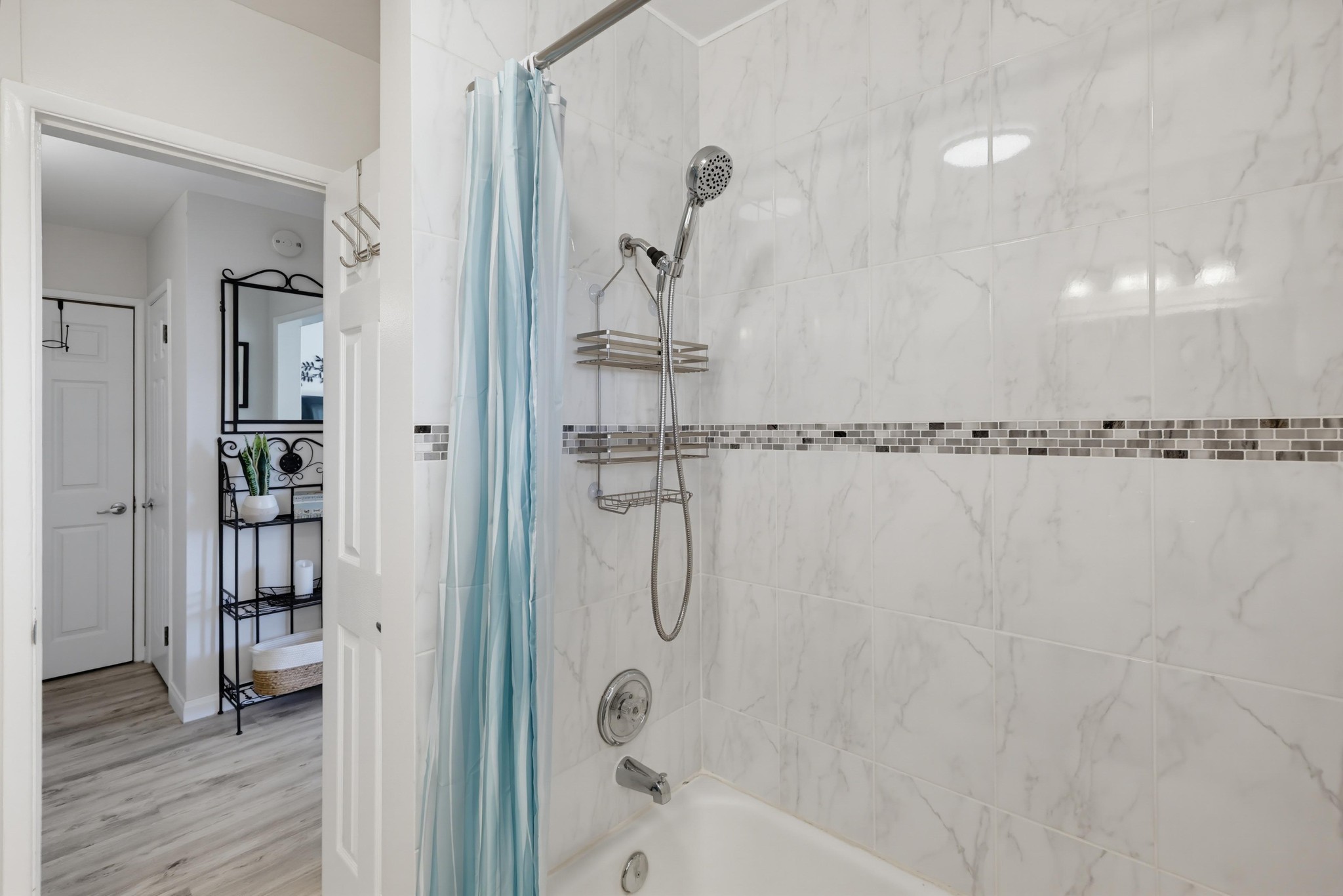 Virtual tour photo 40 of 68 for 2330 Montclair St