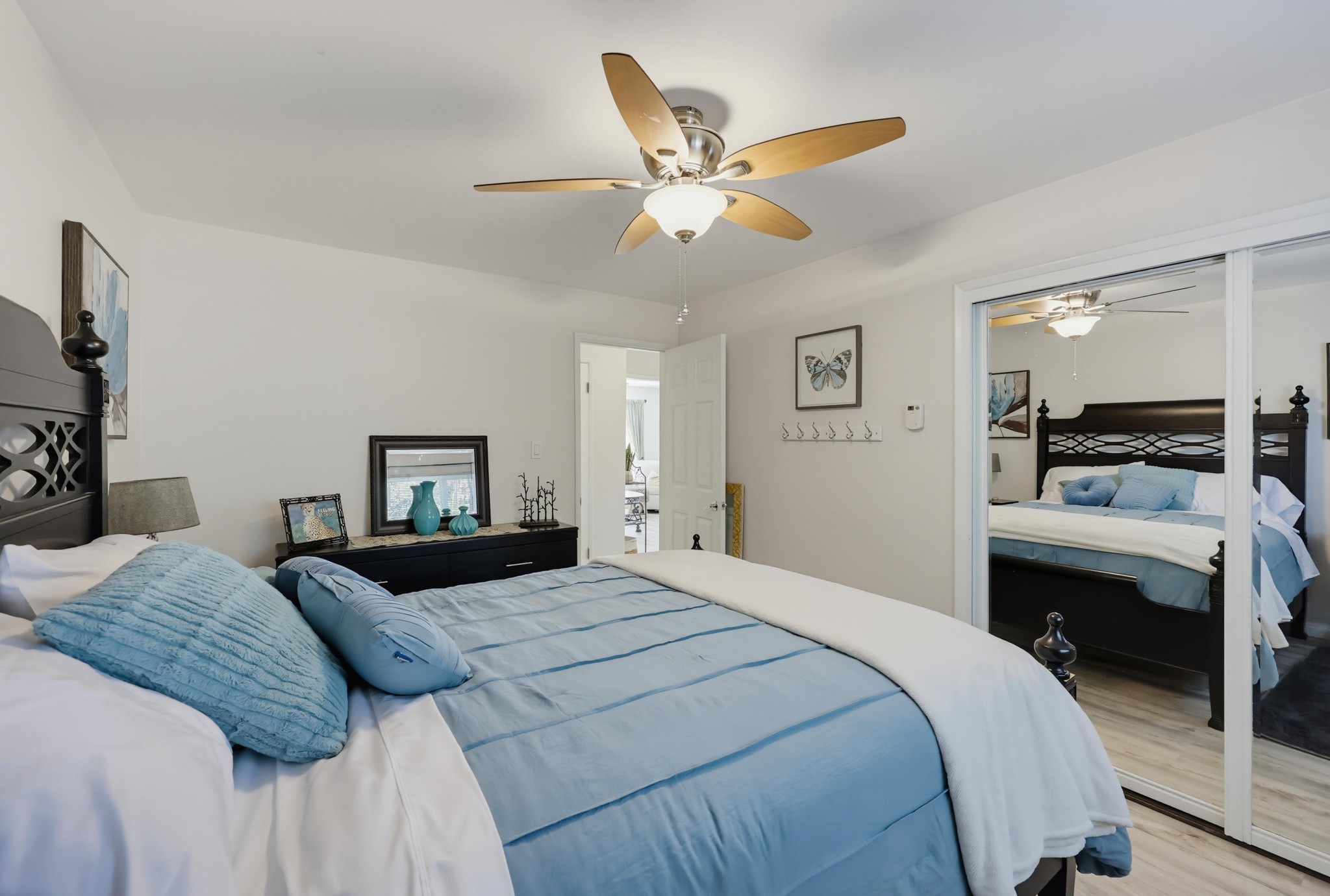 Virtual tour photo 49 of 68 for 2330 Montclair St