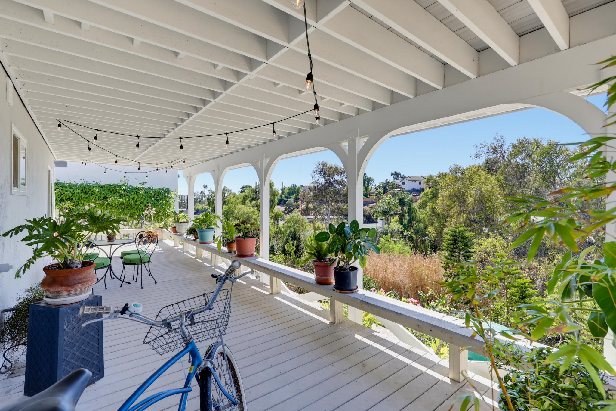 Virtual tour photo 55 of 68 for 2330 Montclair St