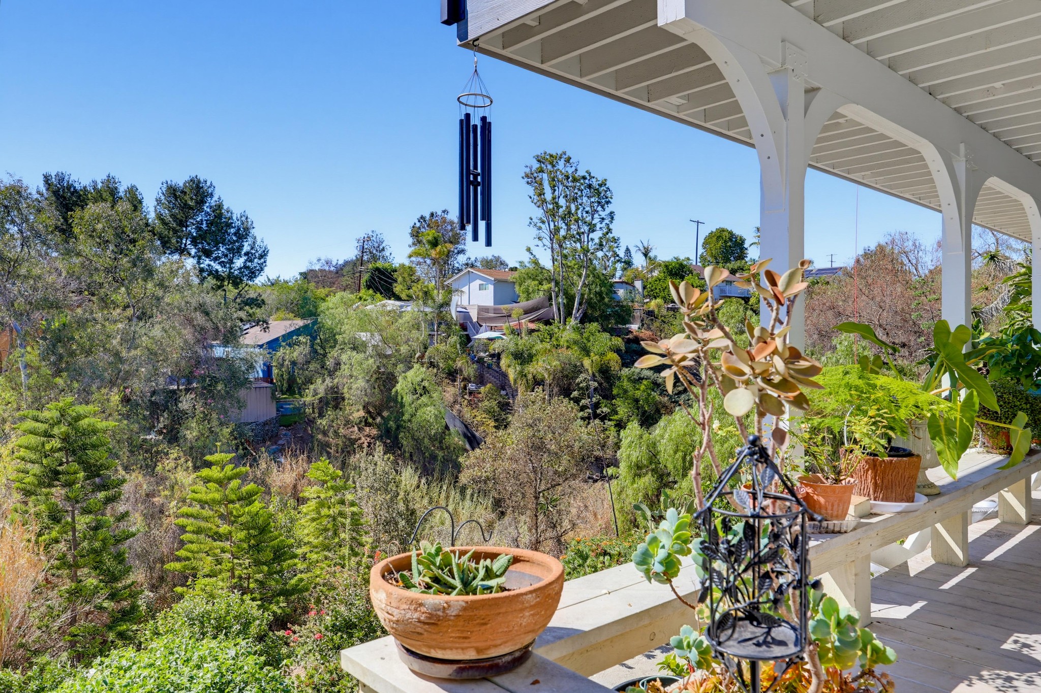 Virtual tour photo 59 of 68 for 2330 Montclair St