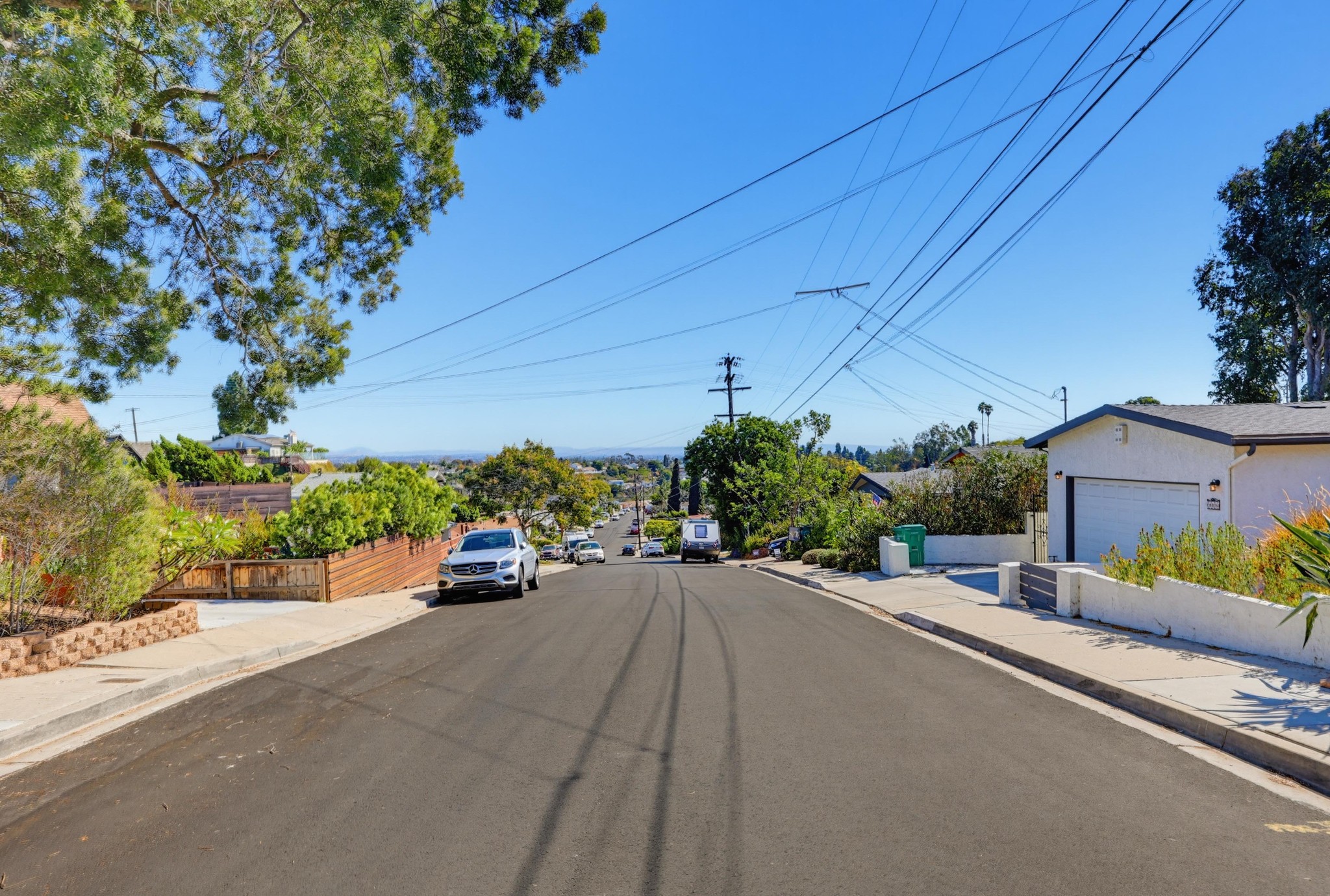 Virtual tour photo 66 of 68 for 2330 Montclair St