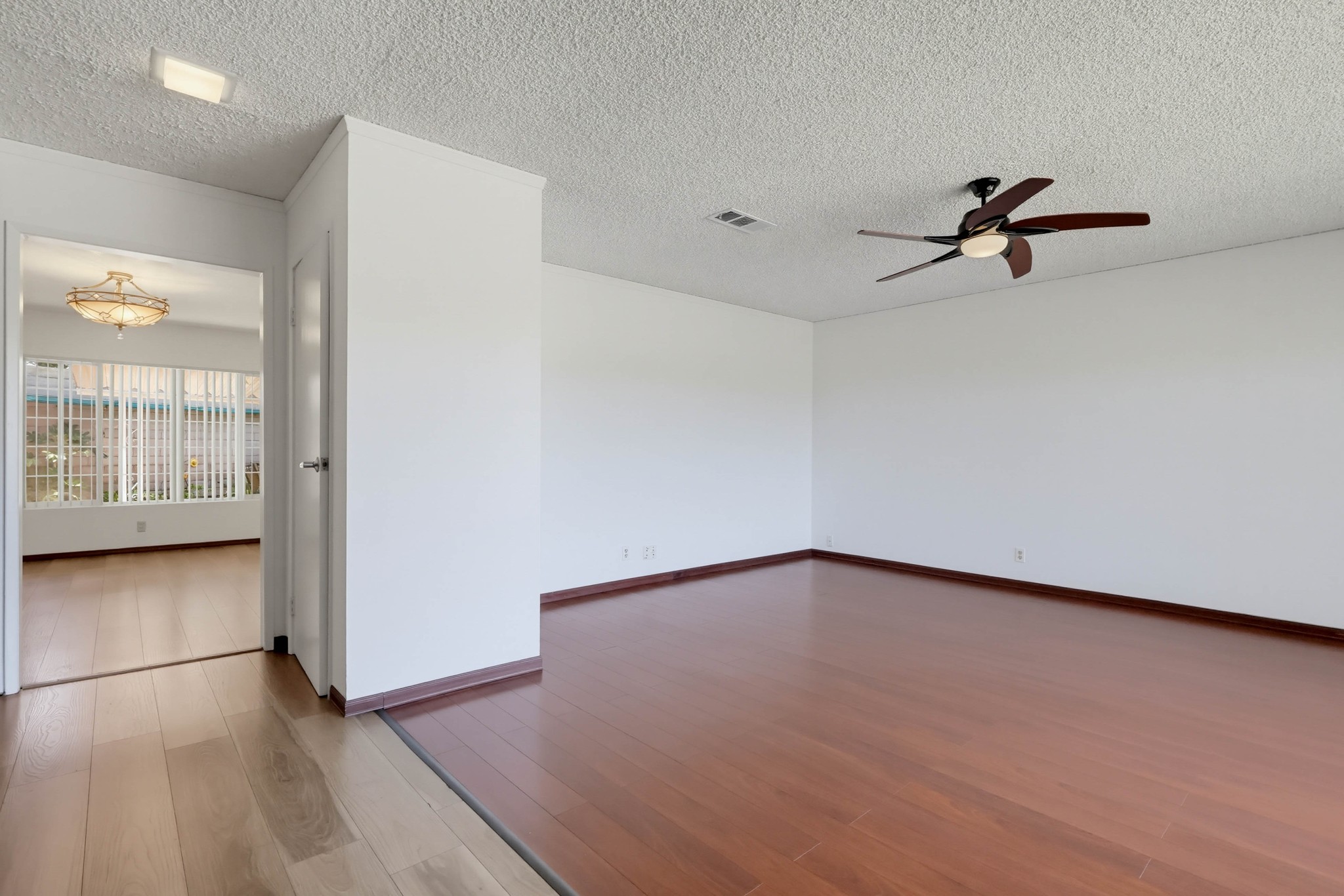 Virtual tour photo 10 of 104 for 23311 Broadwell Ave