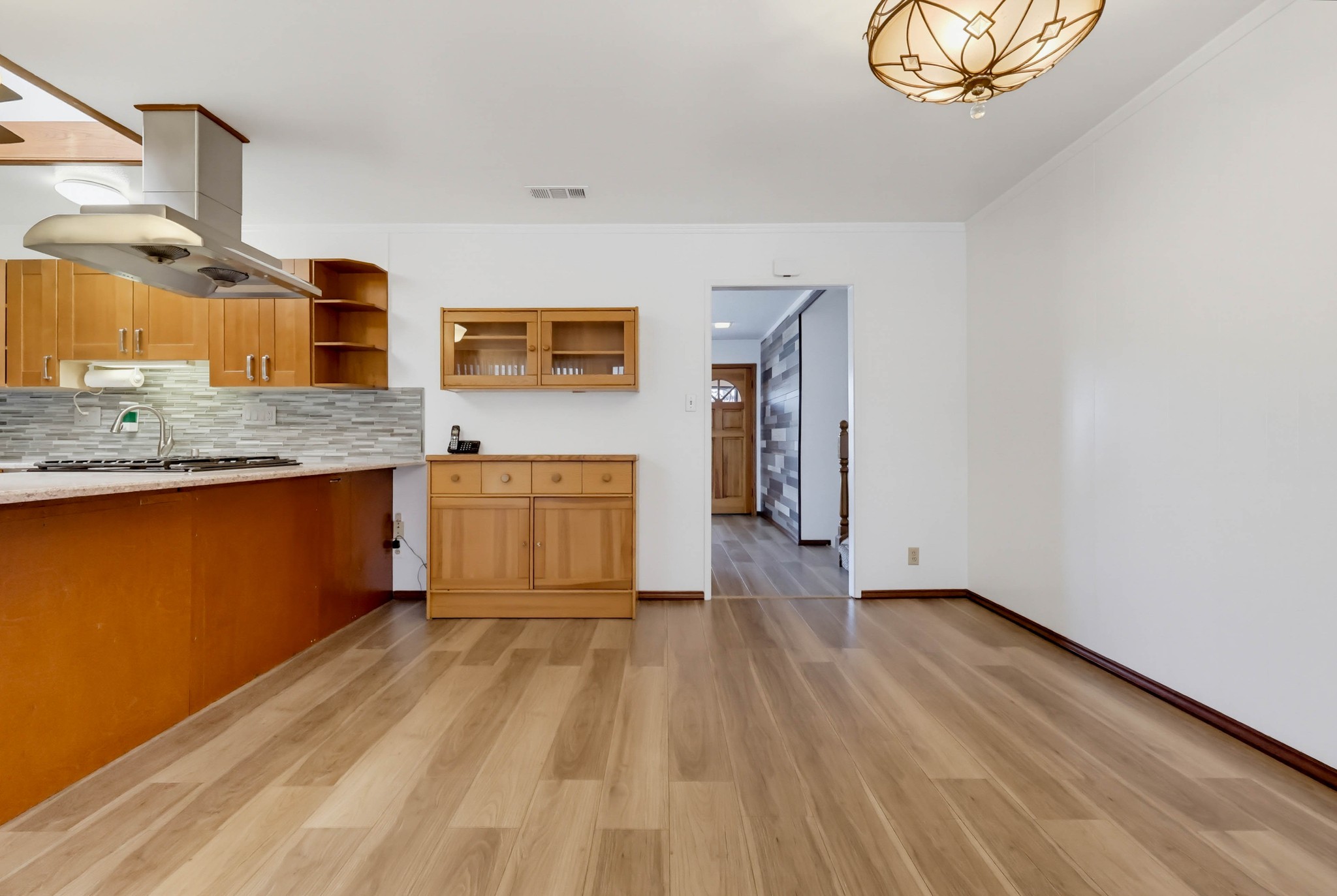 Virtual tour photo 23 of 104 for 23311 Broadwell Ave