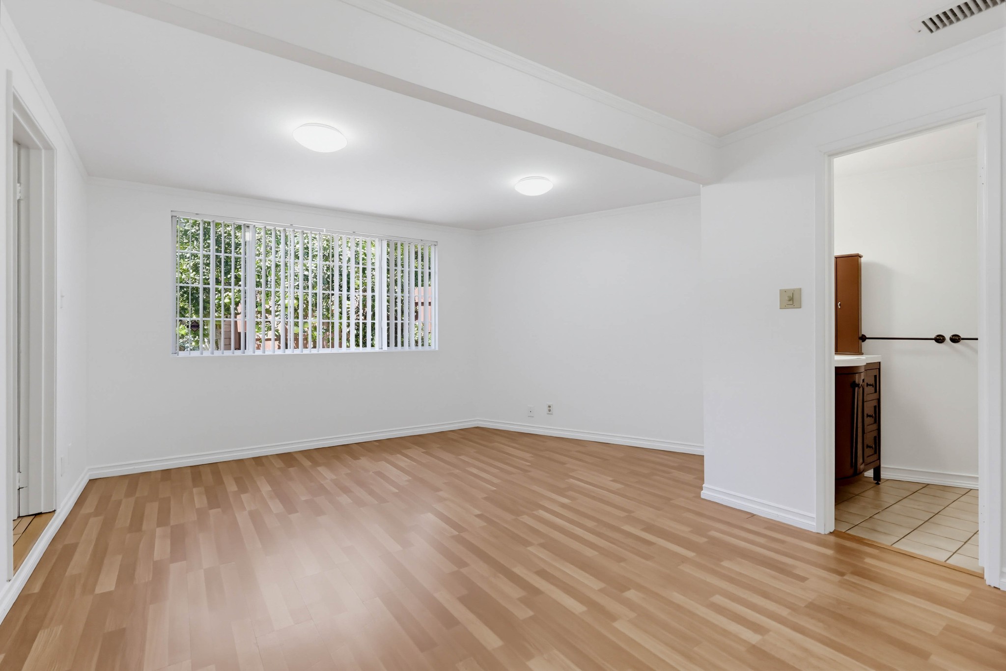 Virtual tour photo 40 of 104 for 23311 Broadwell Ave