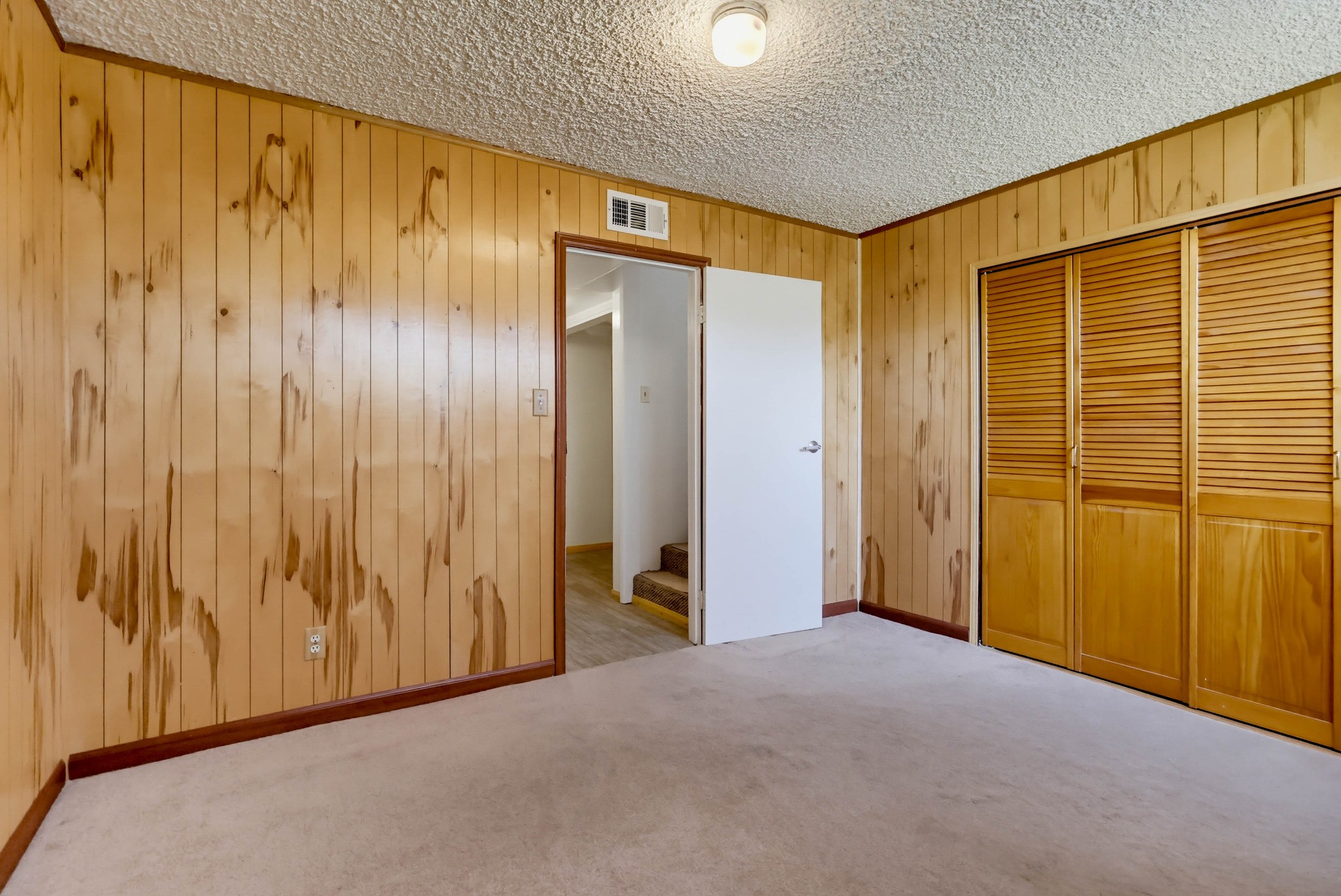 Virtual tour photo 52 of 104 for 23311 Broadwell Ave
