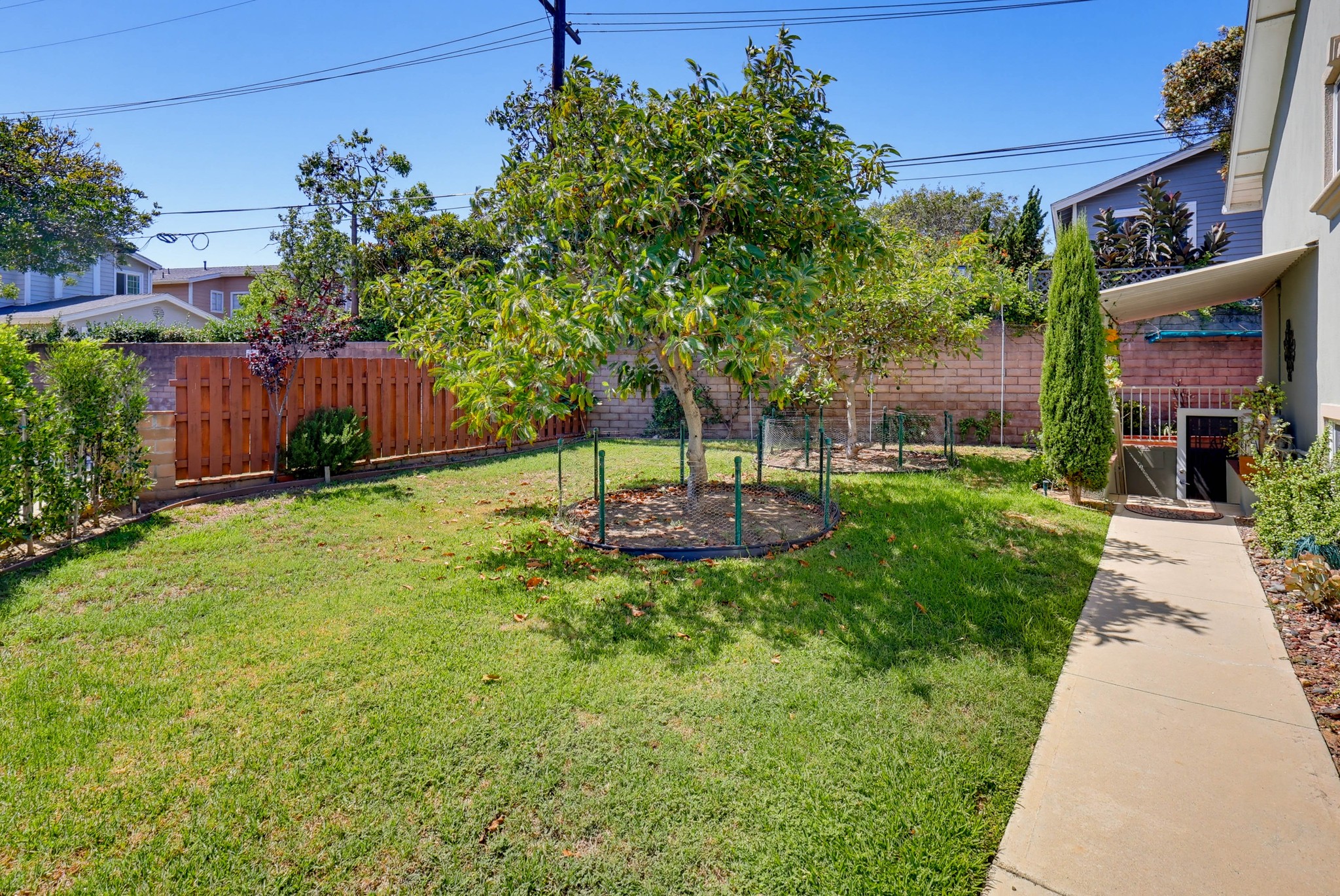 Virtual tour photo 91 of 104 for 23311 Broadwell Ave