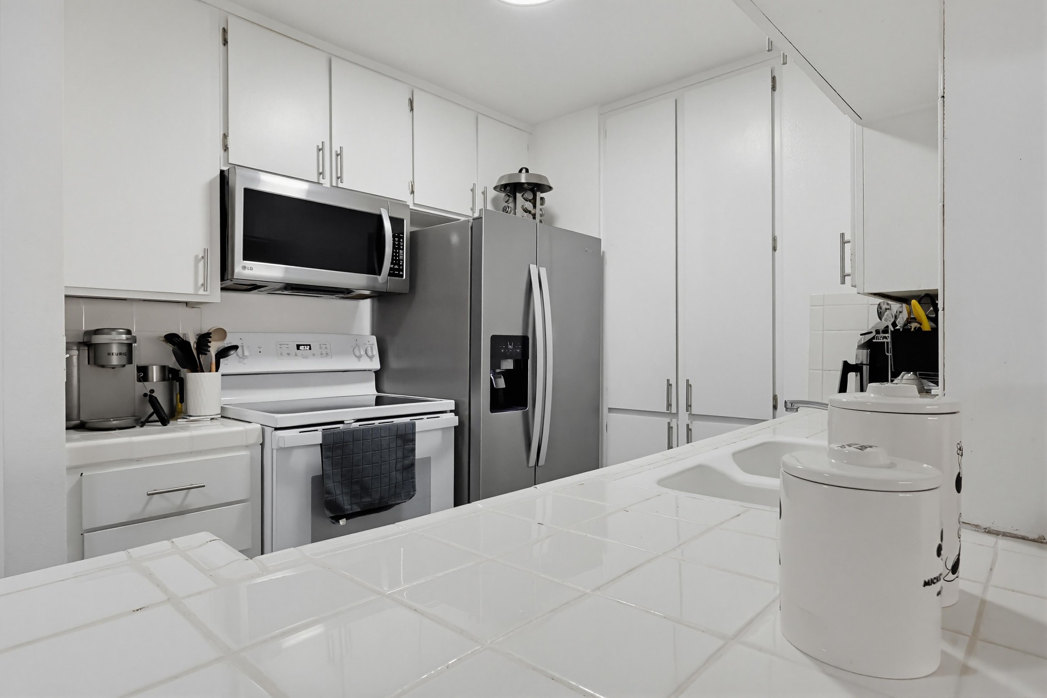 Virtual tour photo 21 of 61 for 23320 Sesame St
